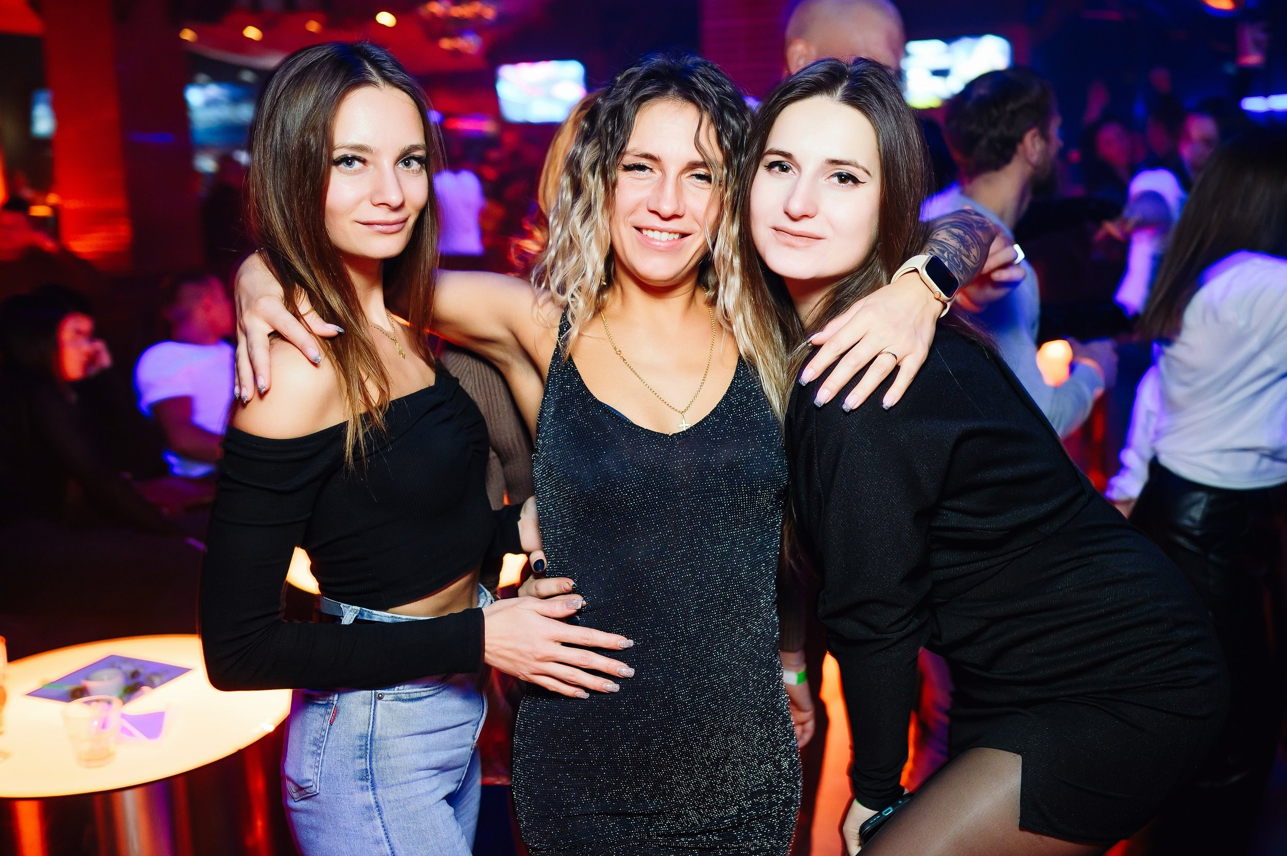 Фоторепортаж из Планеты. One Media Life: фоторепортажи, фотоотчеты с мероприятий и заведений