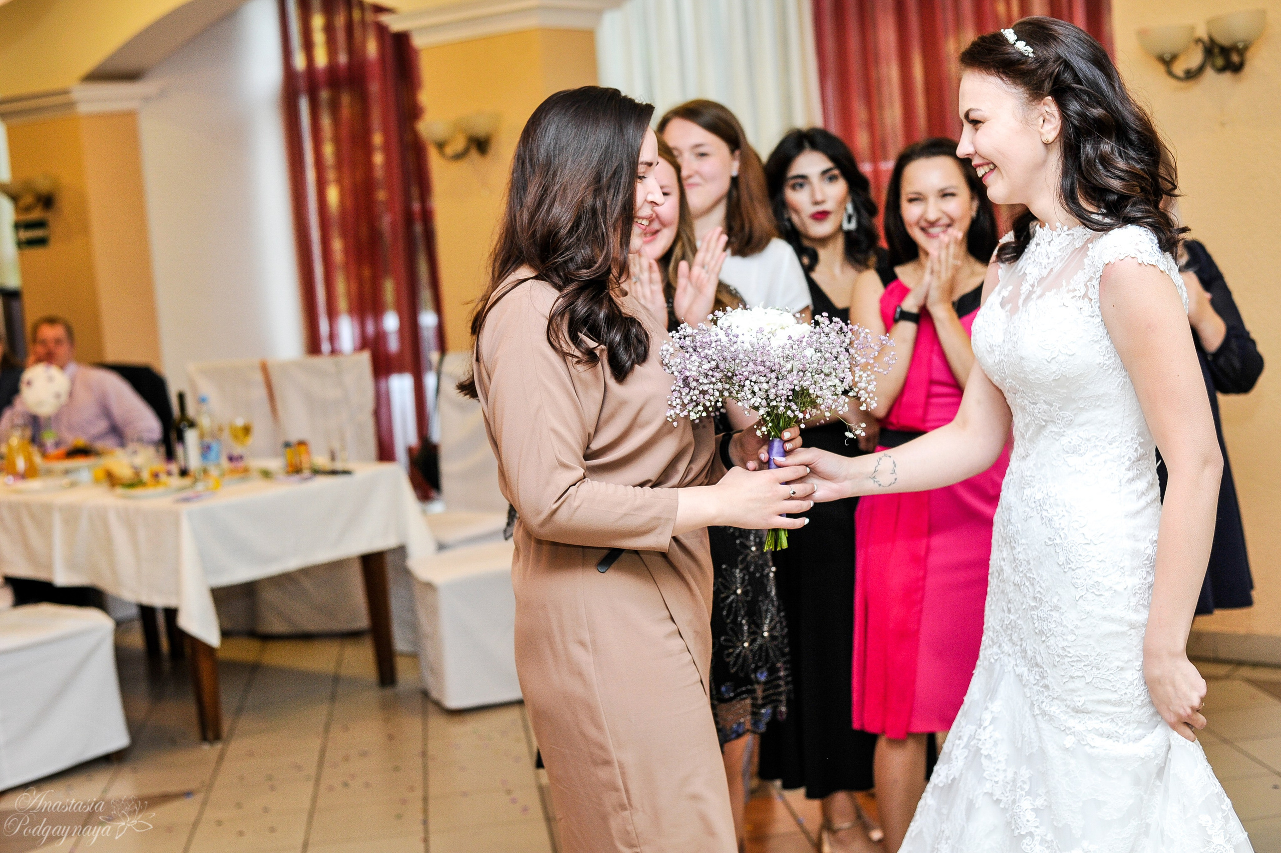 Дмитрий и Анастасия. Семейный и женский фотограф, контент фотосессия в Екатеринбурге