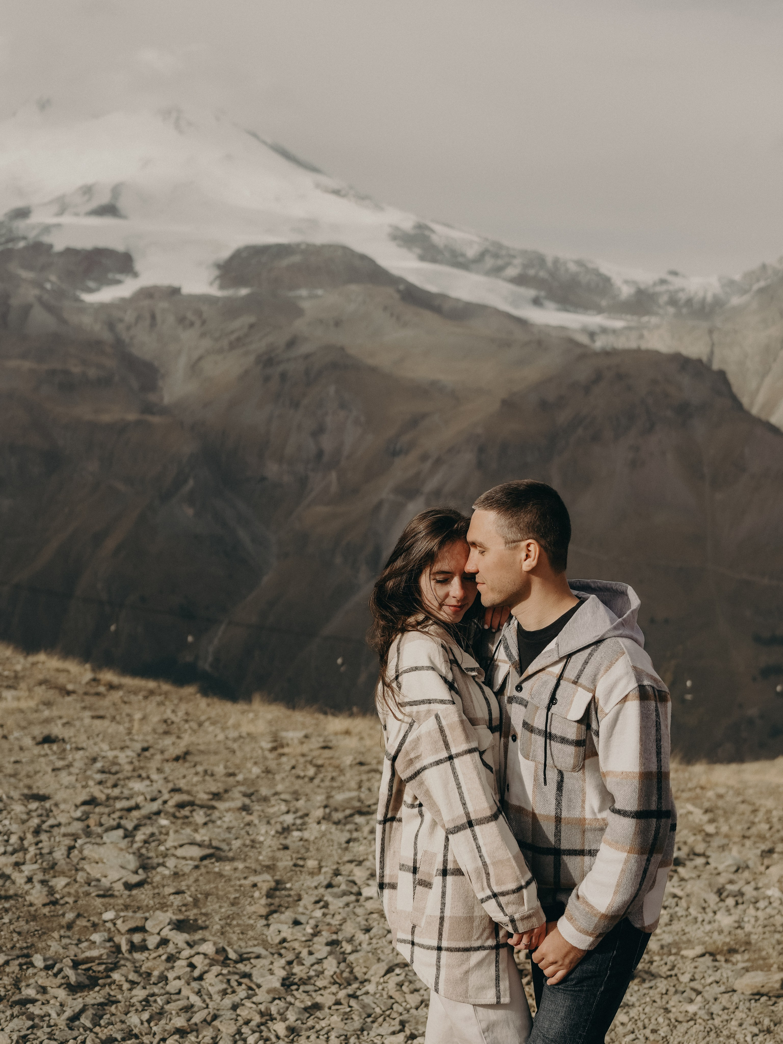 Съемка Love story (лавстори) Ирины и Максима. Свадебный фотограф Ирина Беляева Пятигорск|Кисловодск|Эльбрус|Домбай