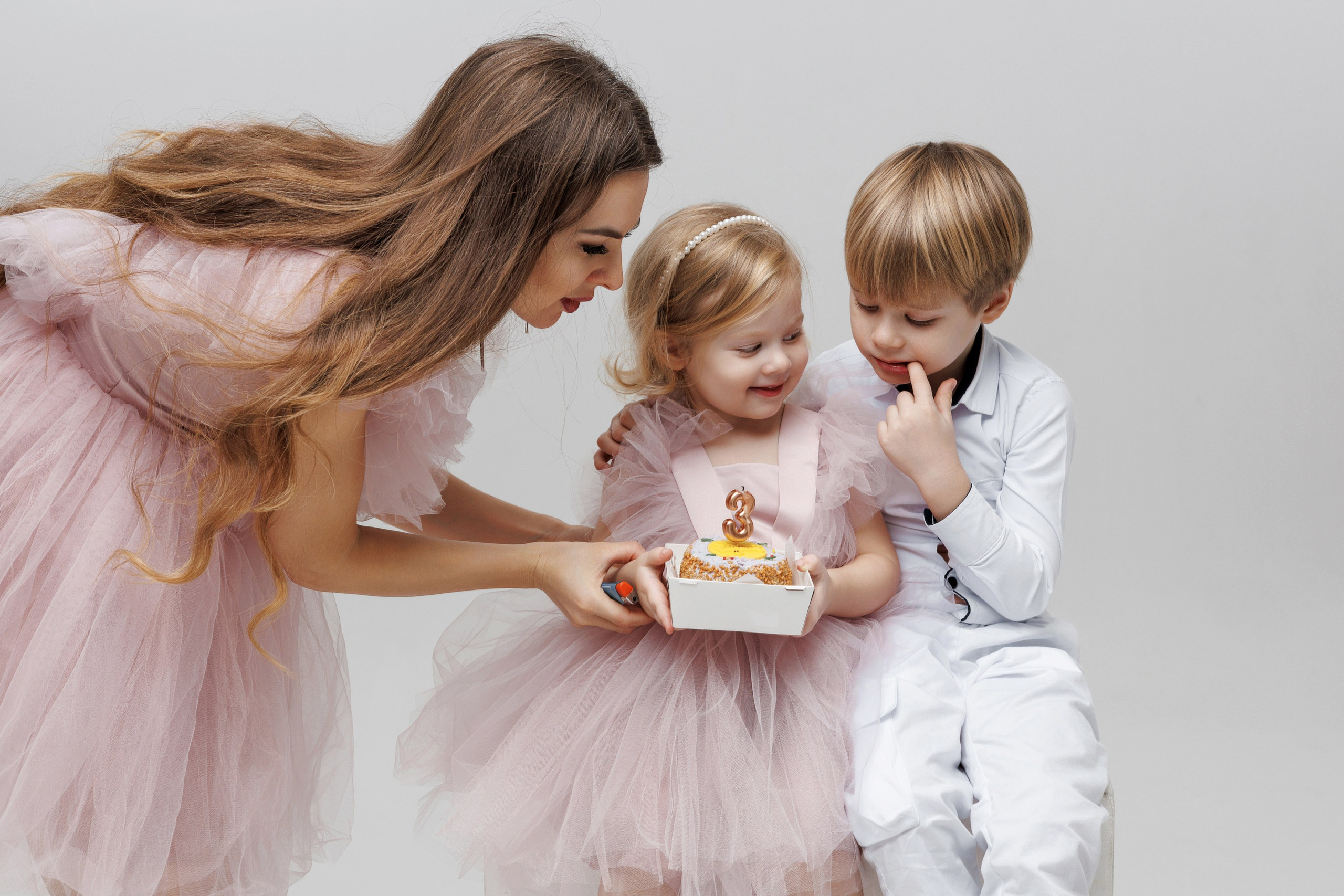 Съемка Дня Рождения Алисы в фотостудии CROSS-STUDIO зал IDEAL. Свадебный и семейный фотограф в Москве и МО Елена Агапова