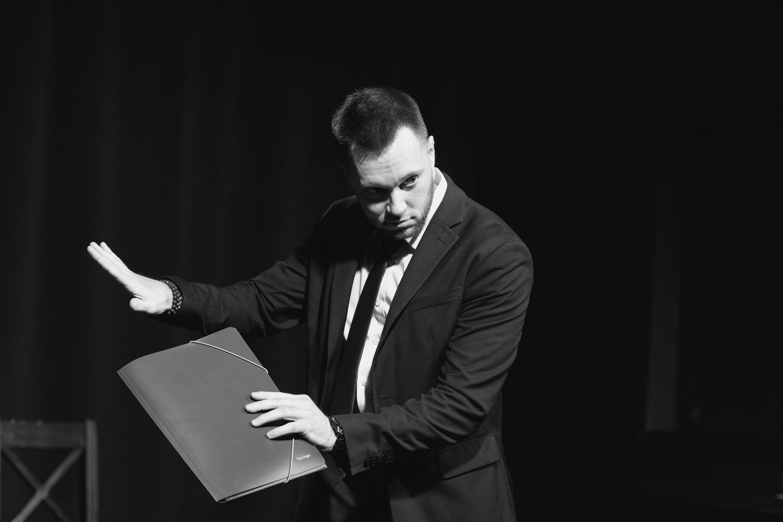 Показ группы Advanced 7 — Монологи. Репортажный и портретный фотограф Андрей Гаровский