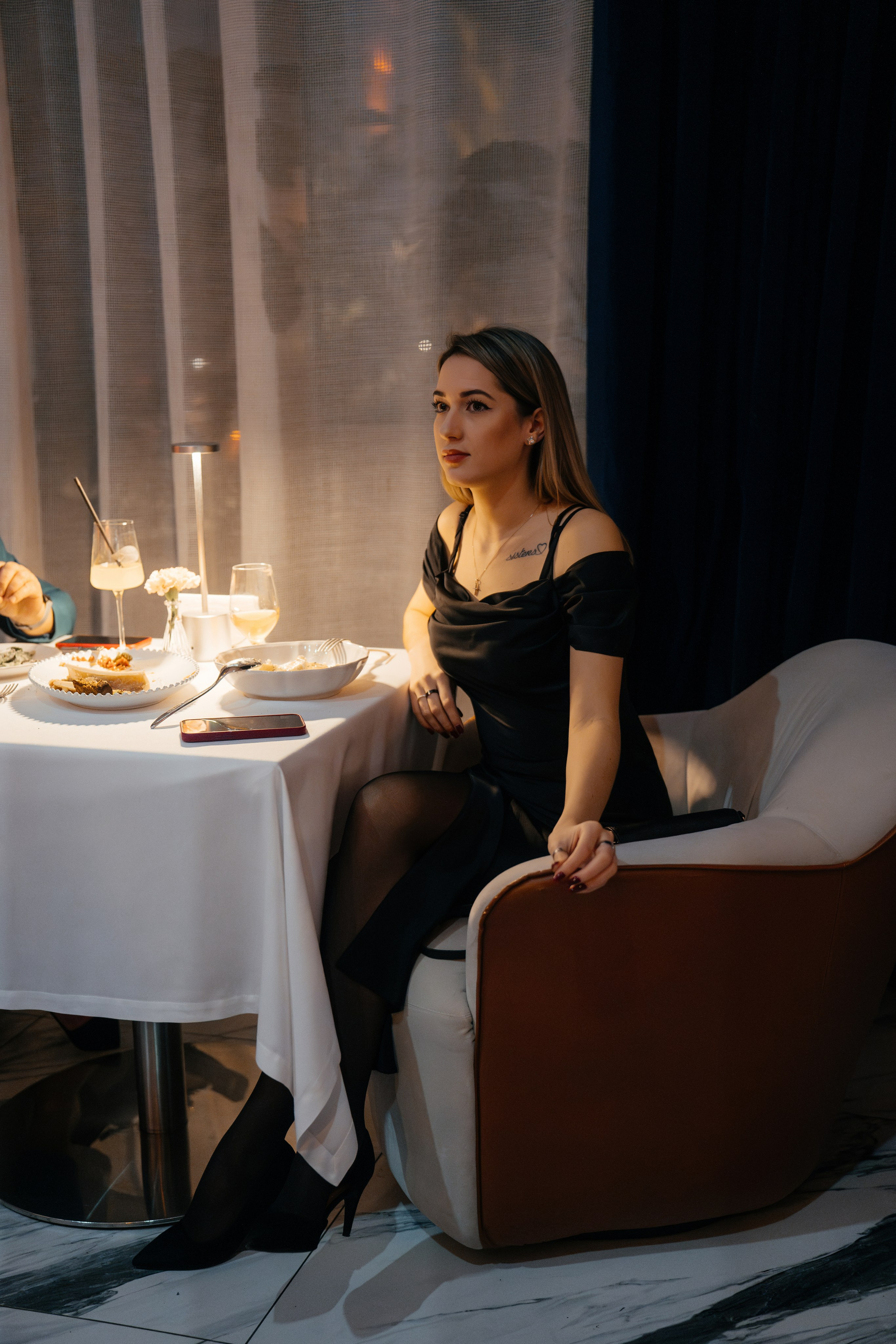 15 ноября (пятница). BENUAR Restaurant