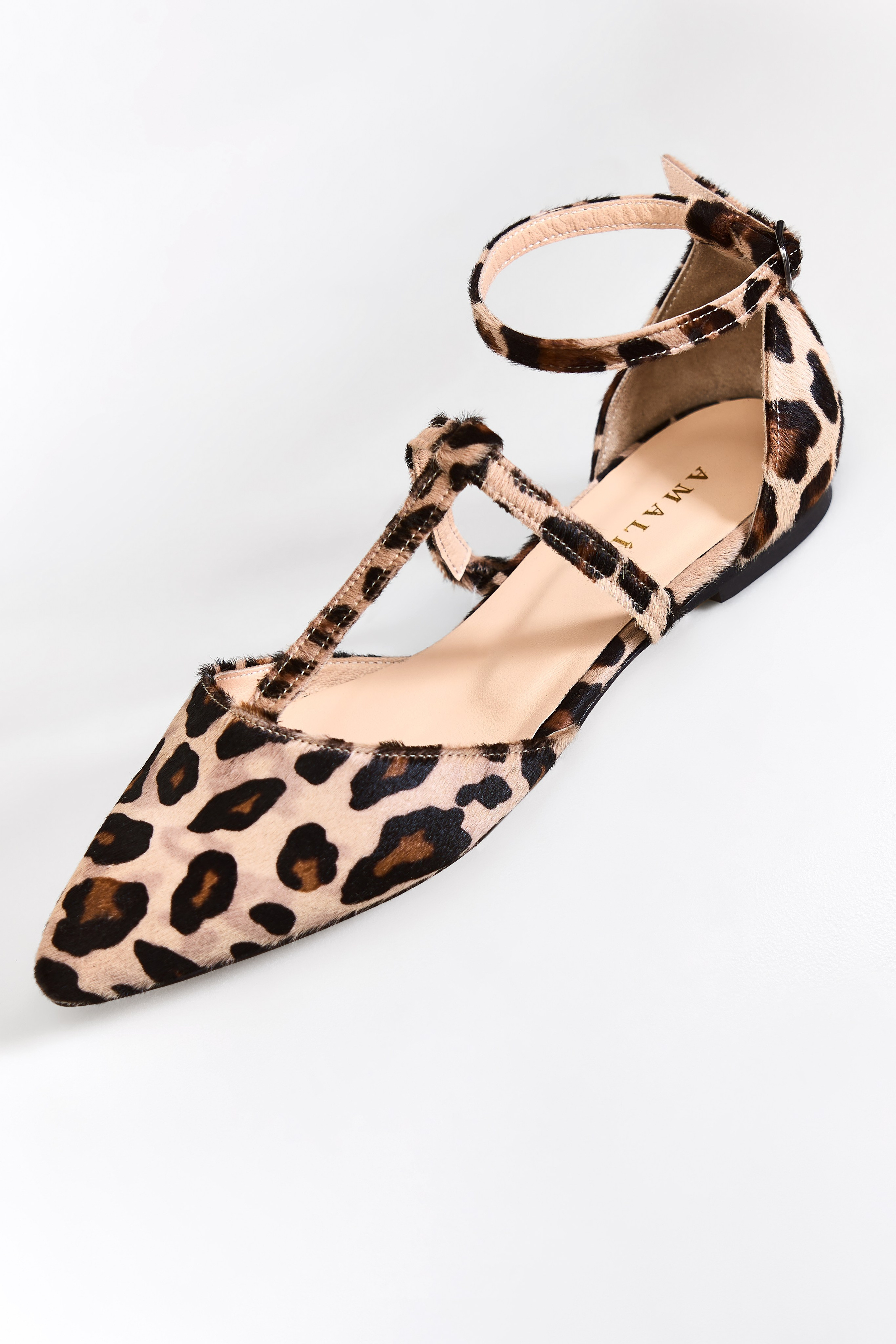 Amalie shoes. Retoucher