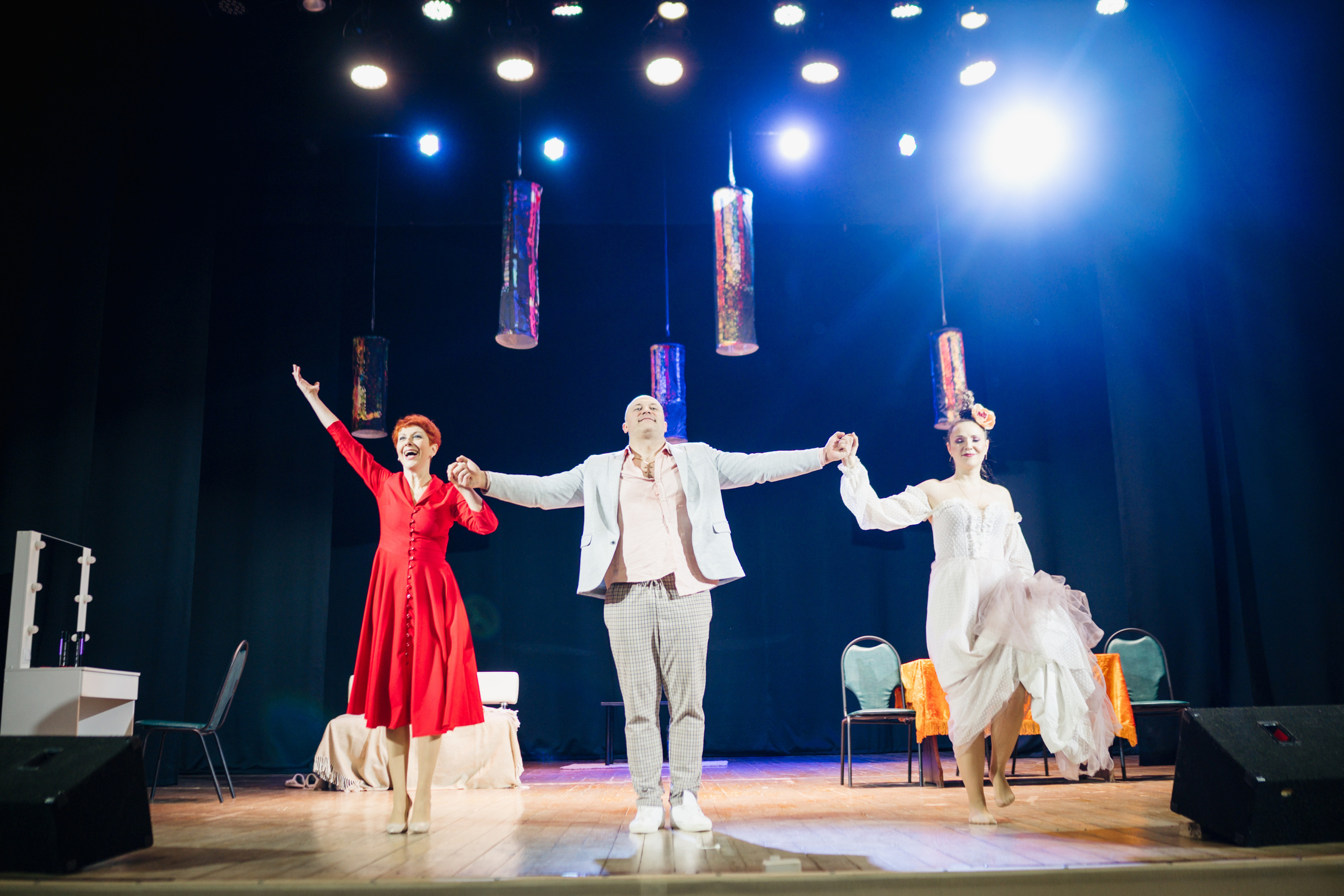 СПЕКТАКЛЬ СНИМУ КВАРТИРУ НА АВТОПИЛОТЕ