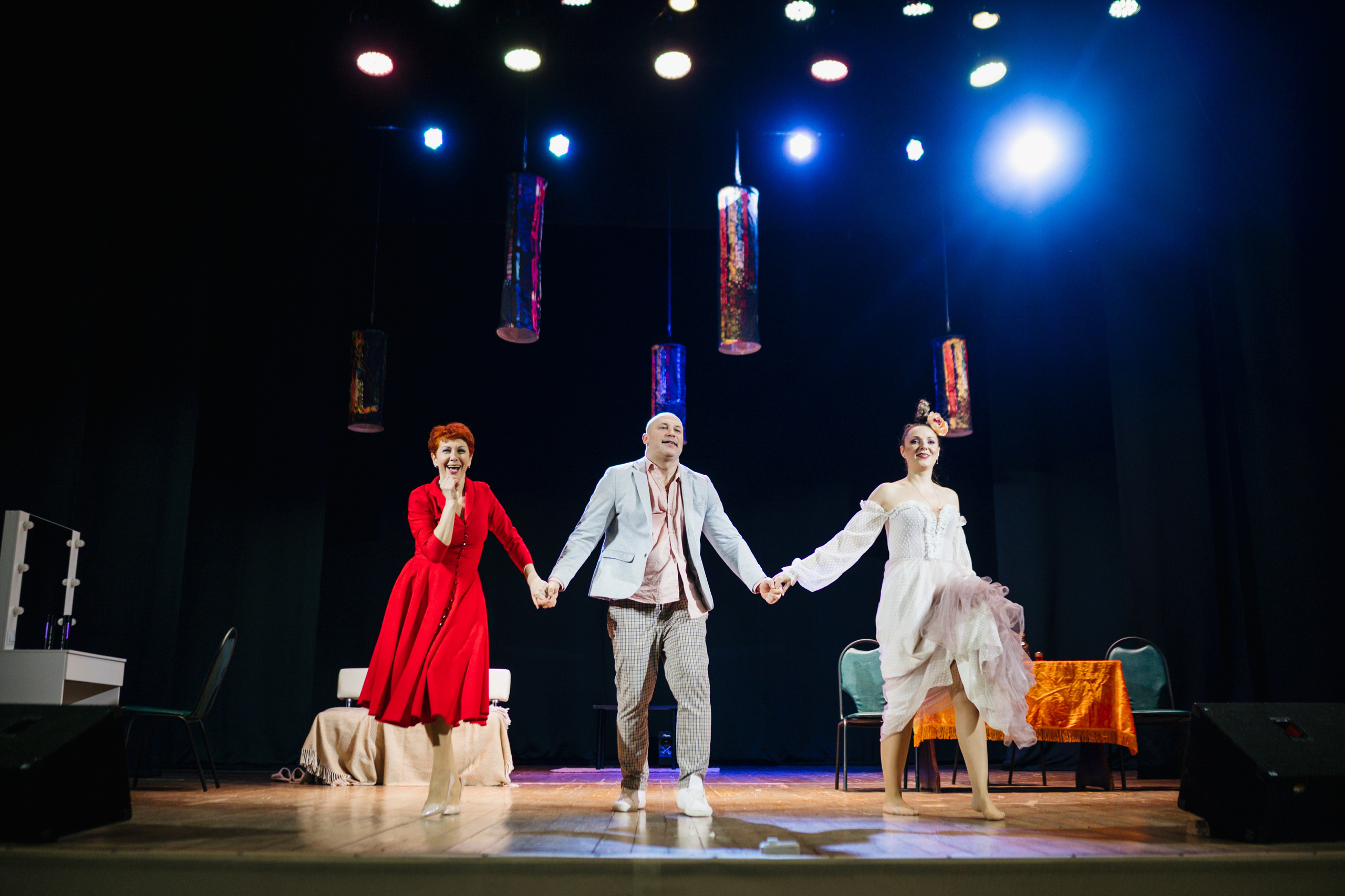 СПЕКТАКЛЬ СНИМУ КВАРТИРУ НА АВТОПИЛОТЕ