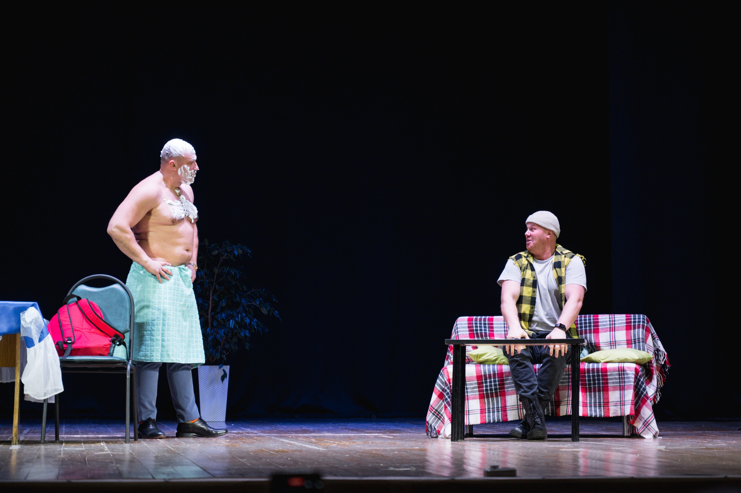 СПЕКТАКЛЬ СНИМУ КВАРТИРУ НА АВТОПИЛОТЕ