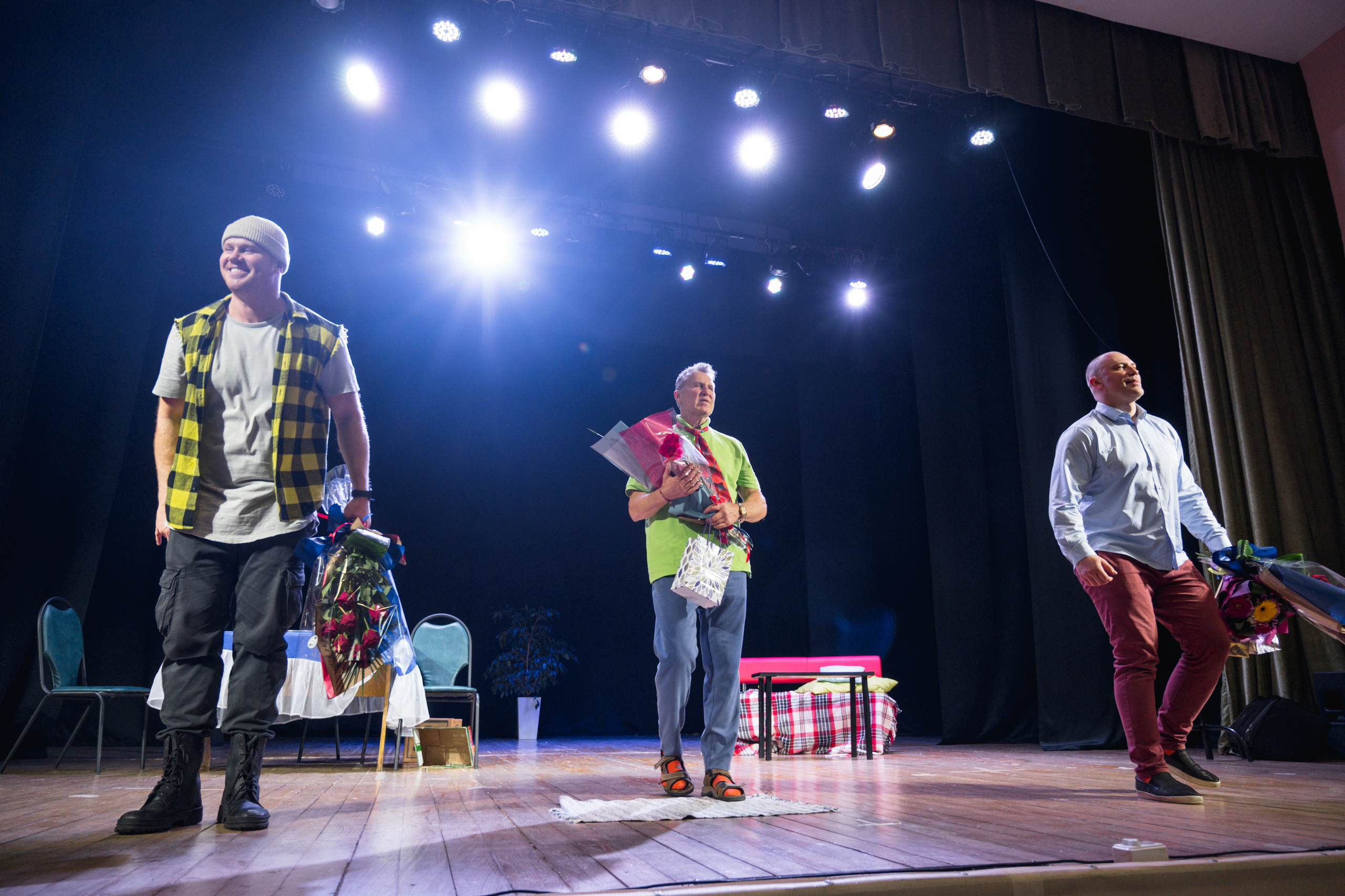 СПЕКТАКЛЬ СНИМУ КВАРТИРУ НА АВТОПИЛОТЕ