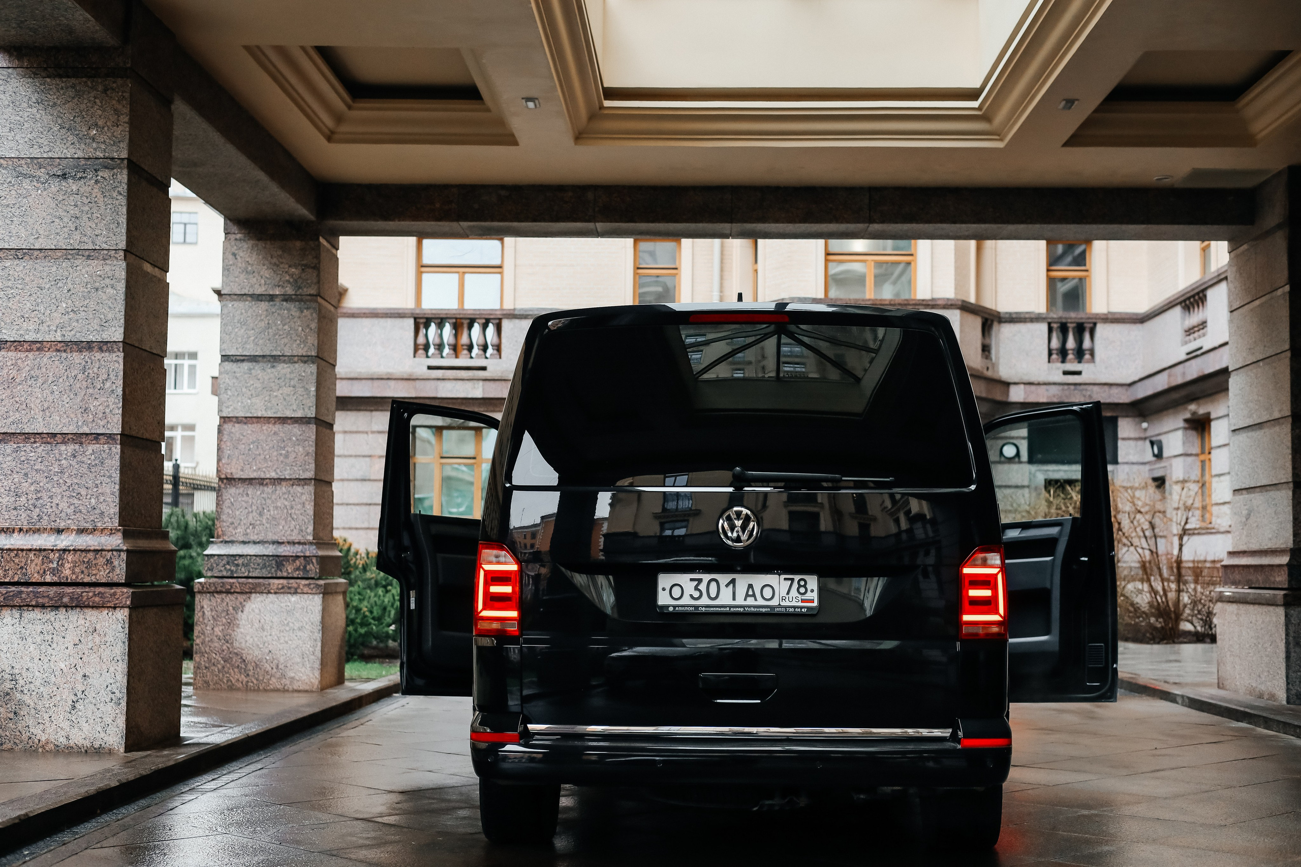 𝒱𝑜𝓁𝓀𝓈𝓌𝒶𝑔𝑒𝓃 𝒞𝒶𝓇𝒶𝓋𝑒𝓁𝓁𝑒. Wedding Photographer from St.Petersburg