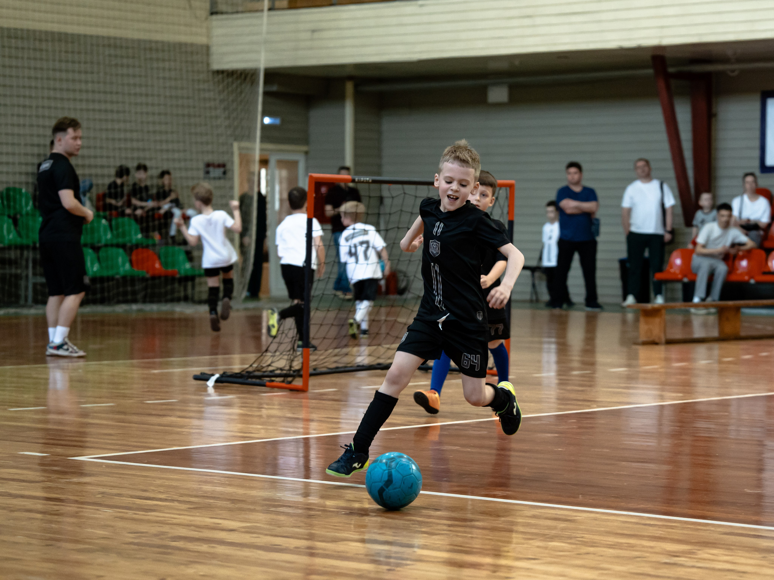 Тики-Така Противостояние 2025. Крамер Юлиана детский и семейный фотограф