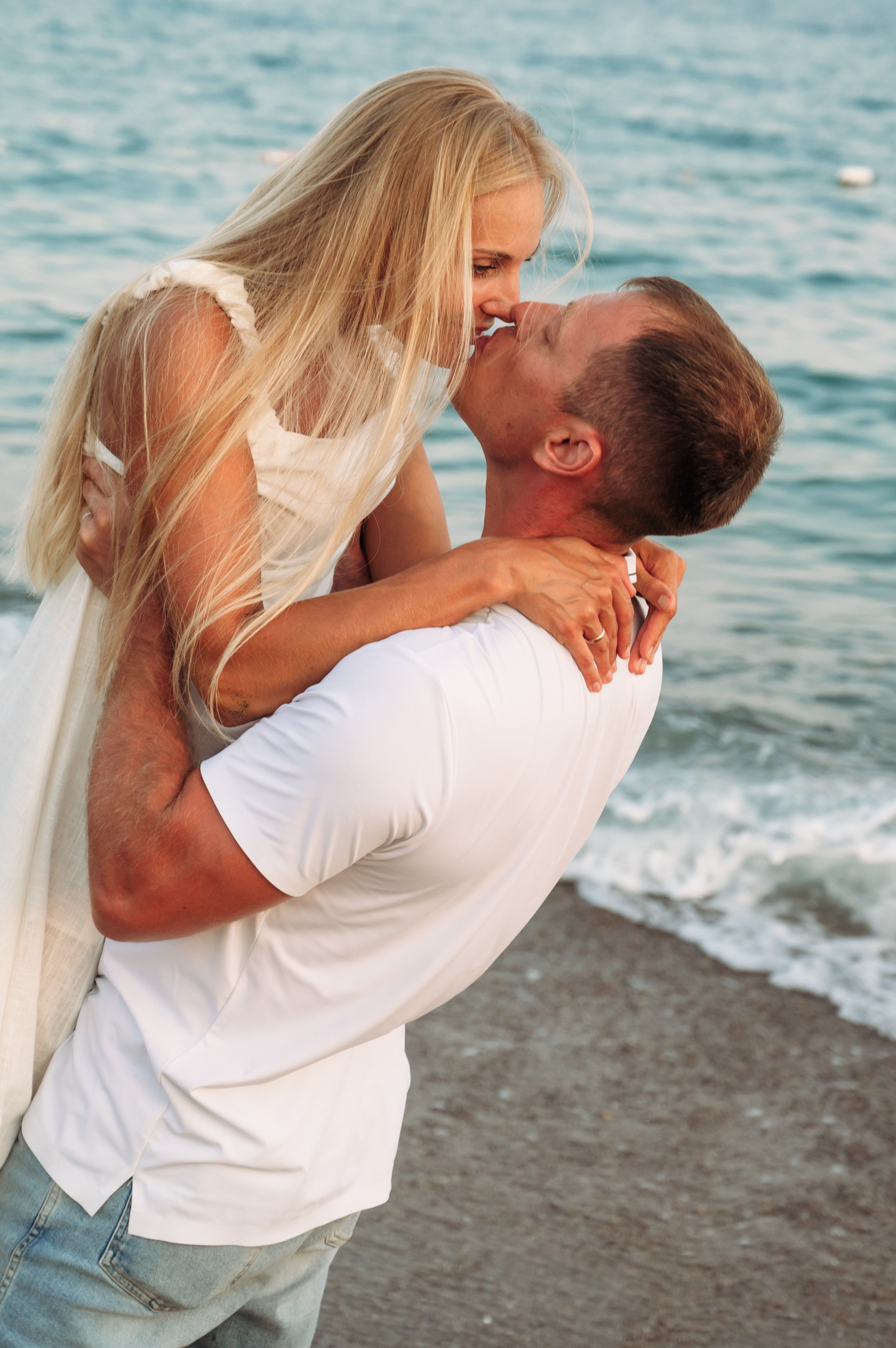 Семейная фотосессия в Анталии на закате. Фотосессии в Анталии. Фотограф в Анталии Лариса Трубина