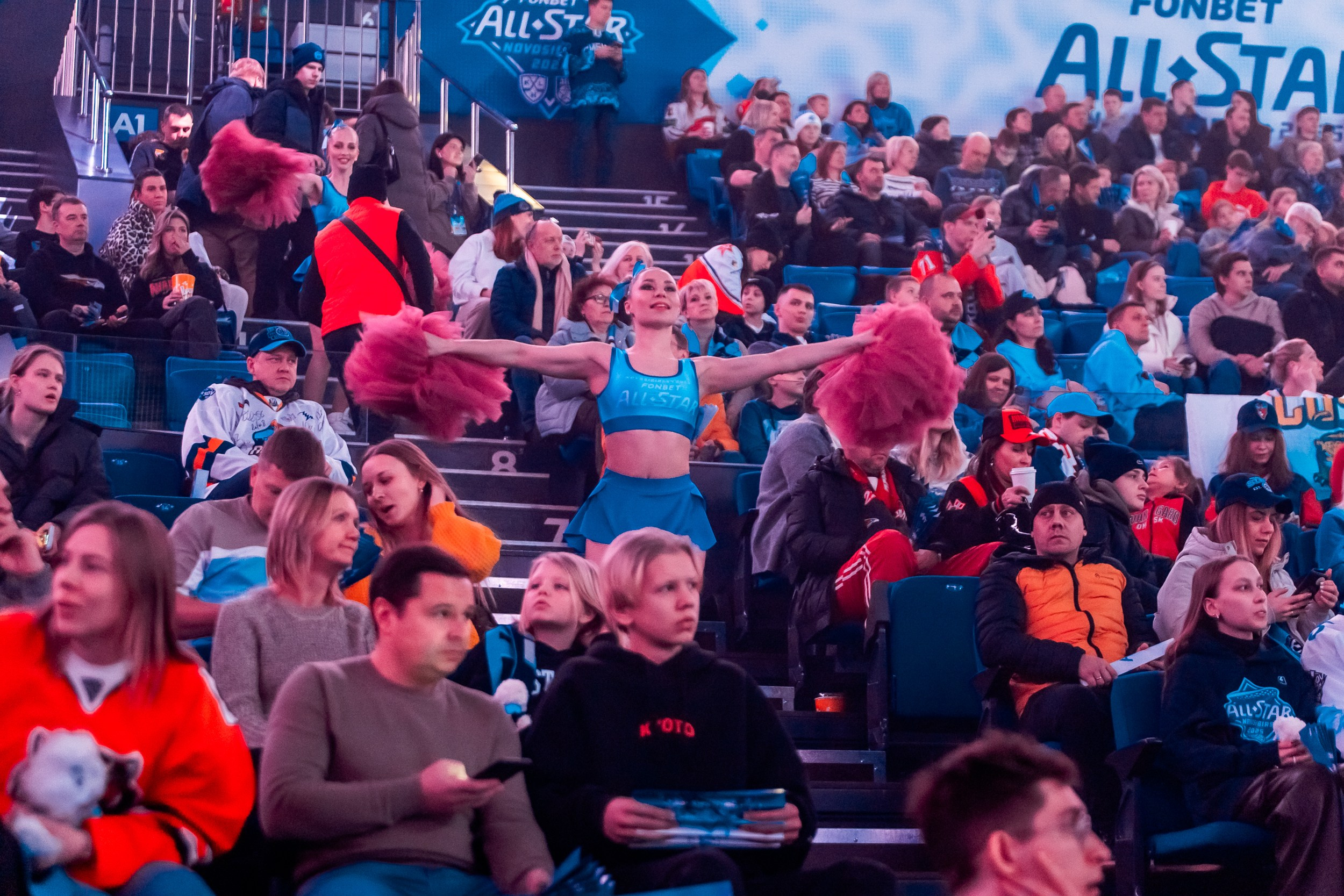 KHL All-Star 2025. Репортажный фотограф в Сочи Дмитрий Ветринский