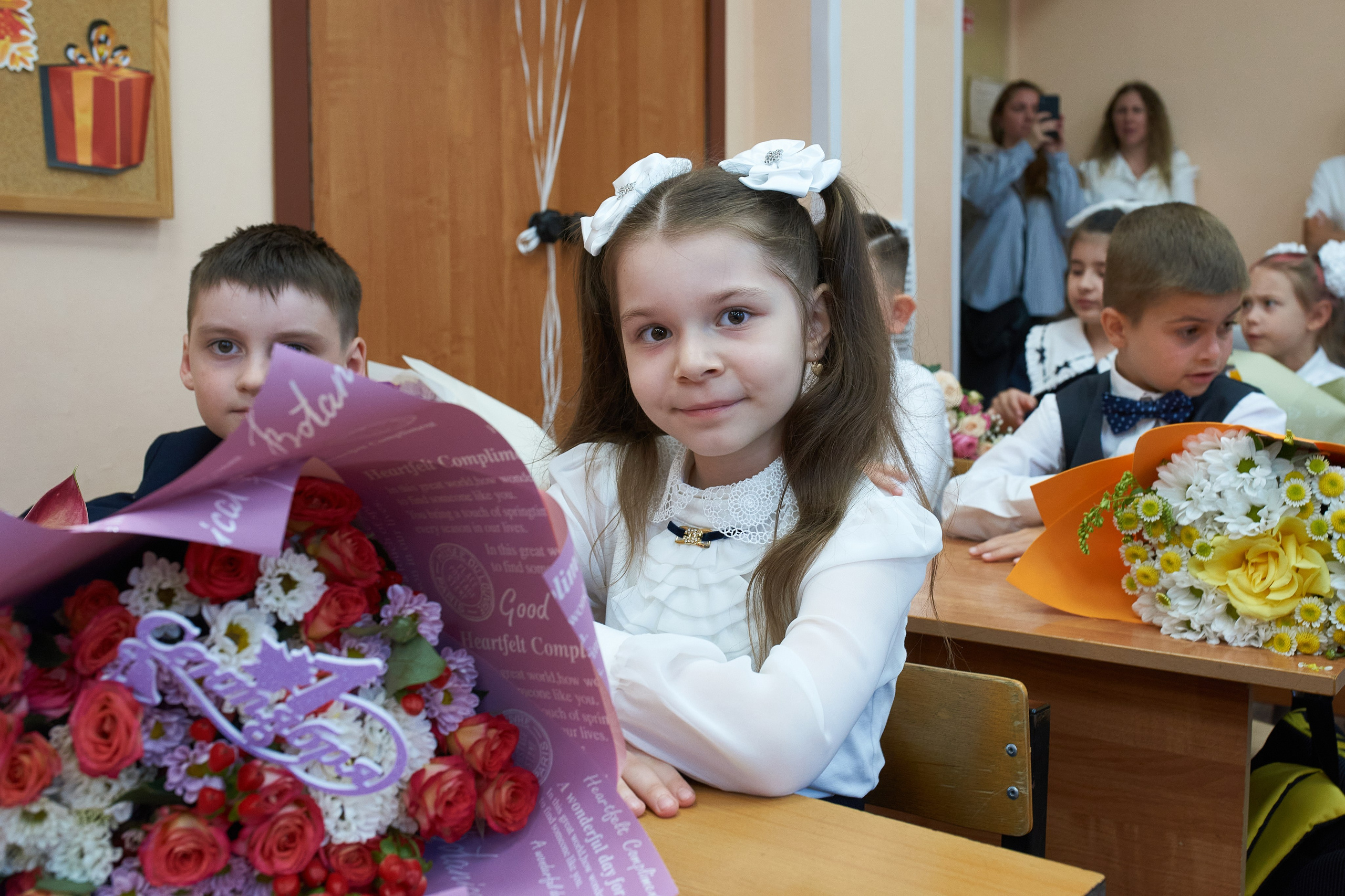 1 класс в День Знаний. Фотограф Владимир Артамонов