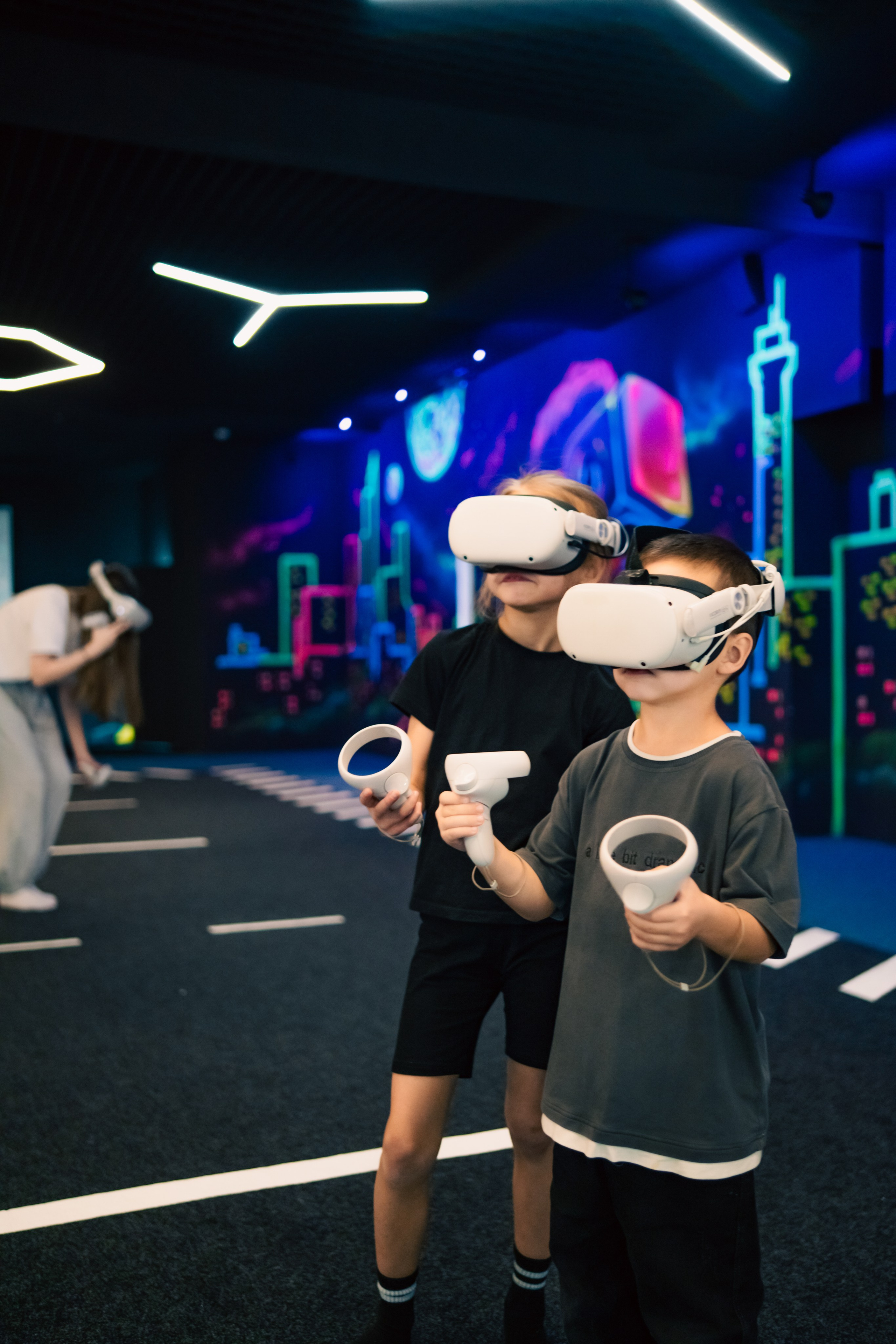 VR April-May. Felixtones