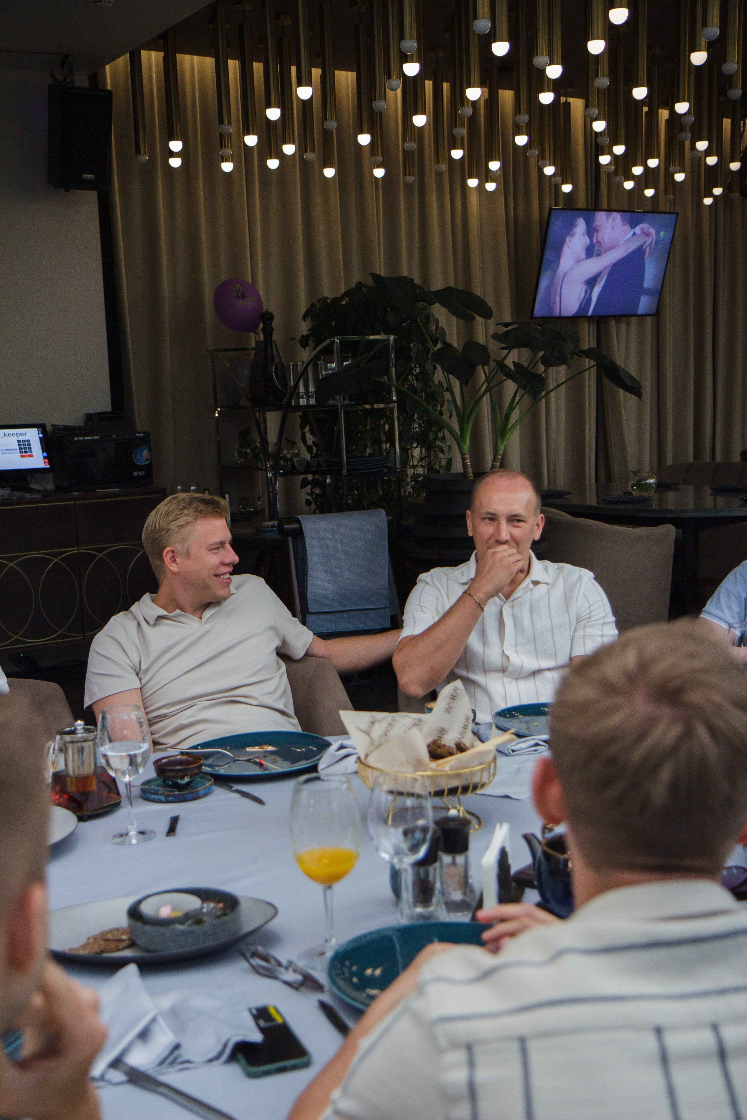 Бизнес-завтрак Германа Гаврилова. Фотограф Москва — личные фотосессии, лавстори в студии