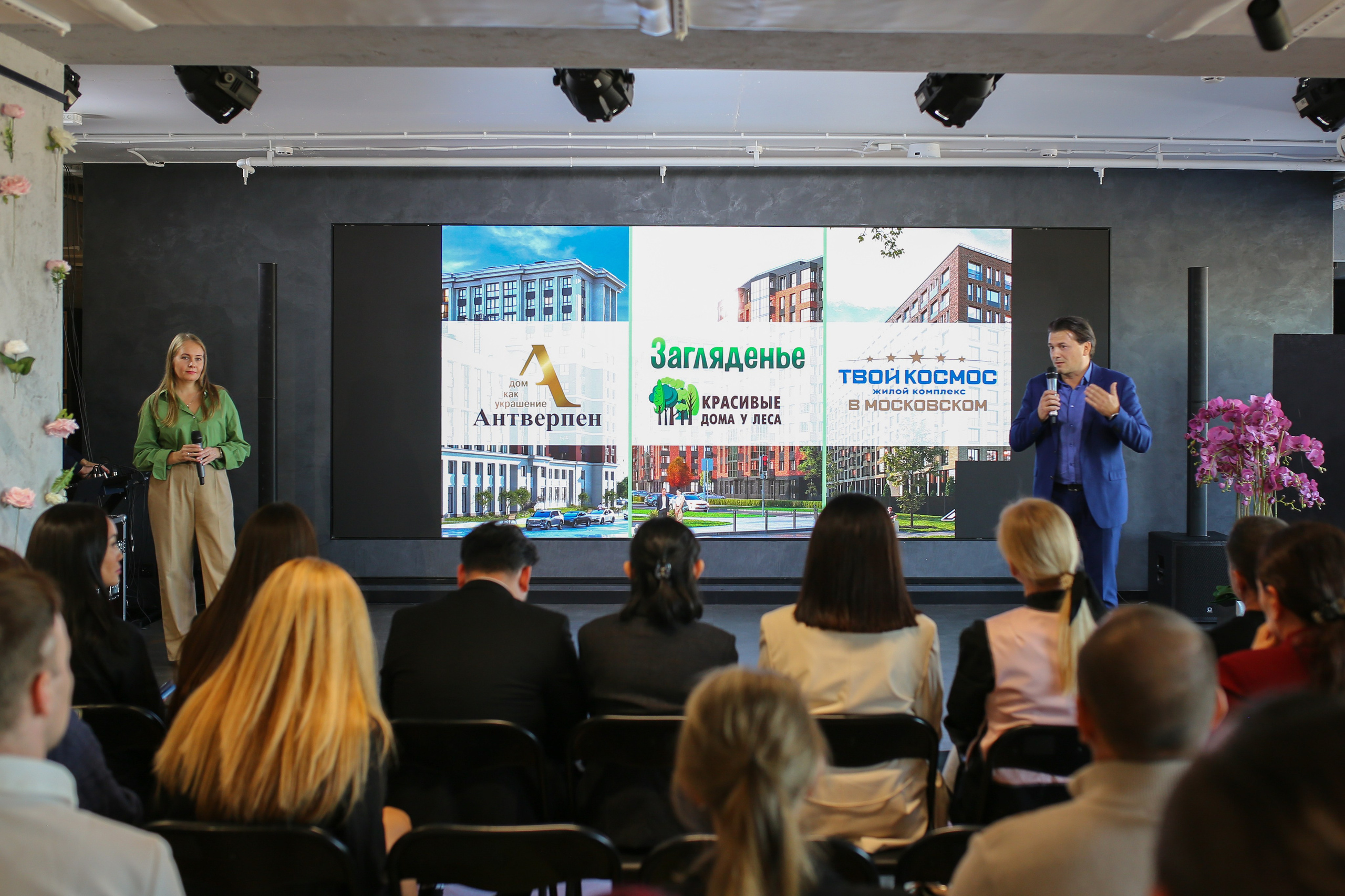 Репортаж Арт-пространство  Zarenkov Gallery, Адвекс — Новостройки, подведение итогов года. Свадебный и Репортажный фотограф в Санкт-Петербурге