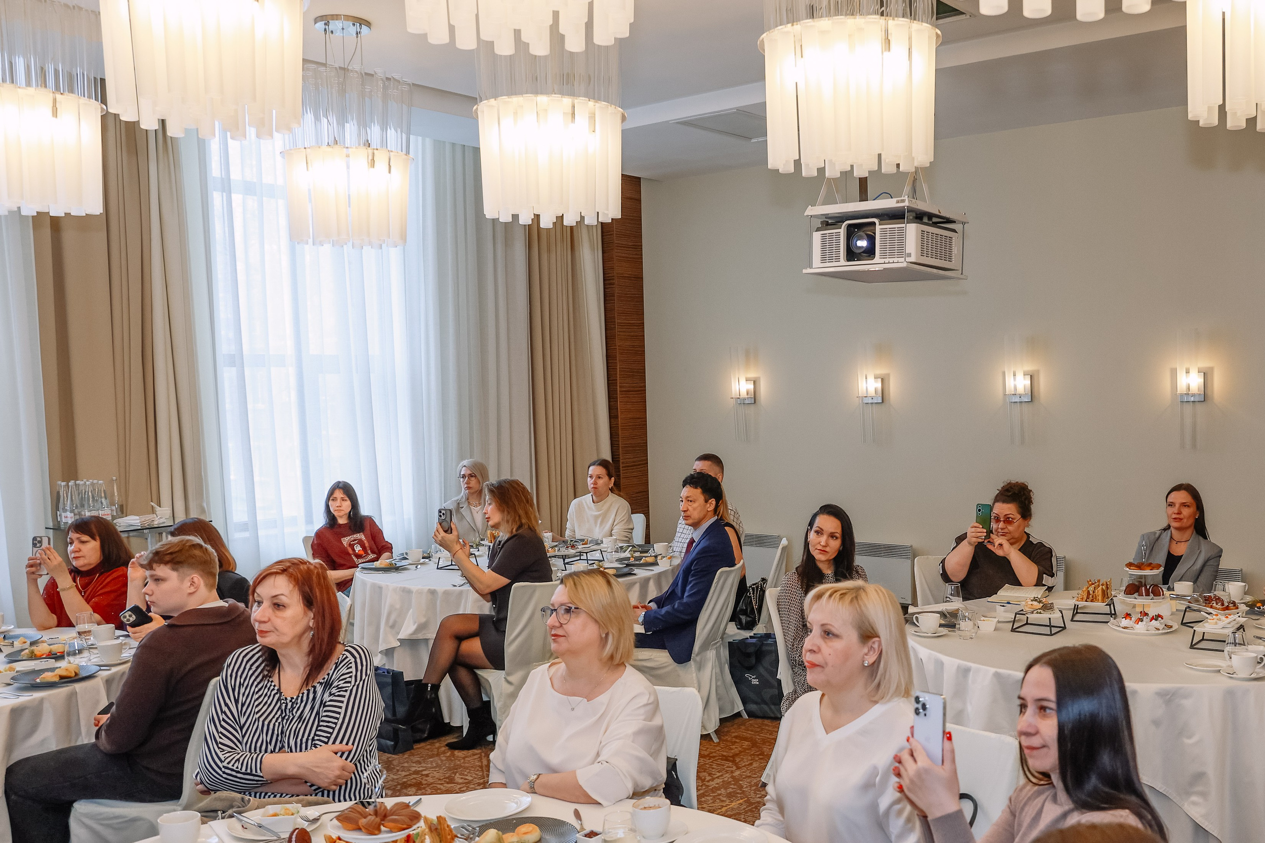 Презентация СБЕР СИТИ. Фотограф Юлия Мальцева