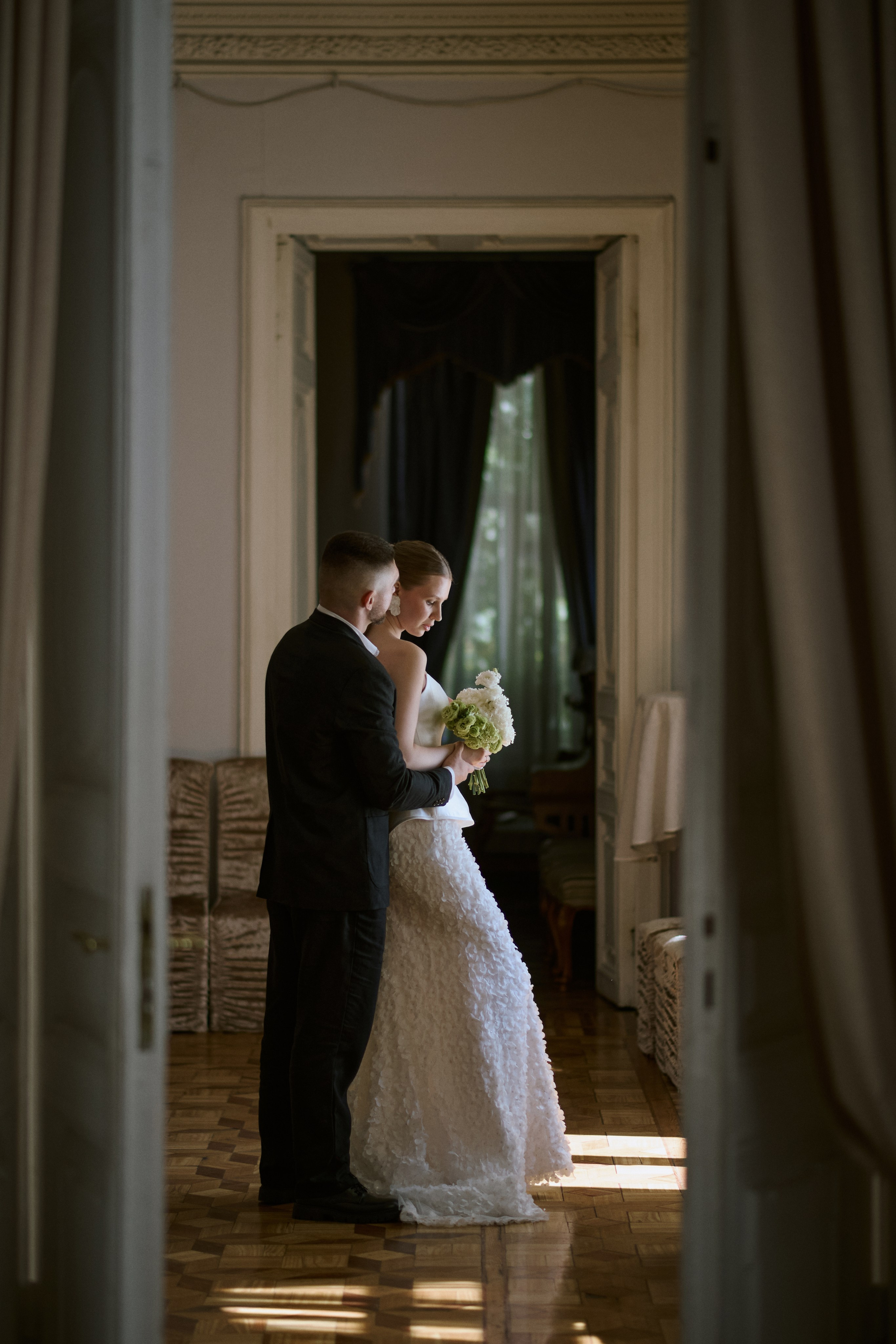 Никита и Марина — Дом Актёра. Свадебный фотограф Екатеринбург/Челябинск — Любовь Волохова