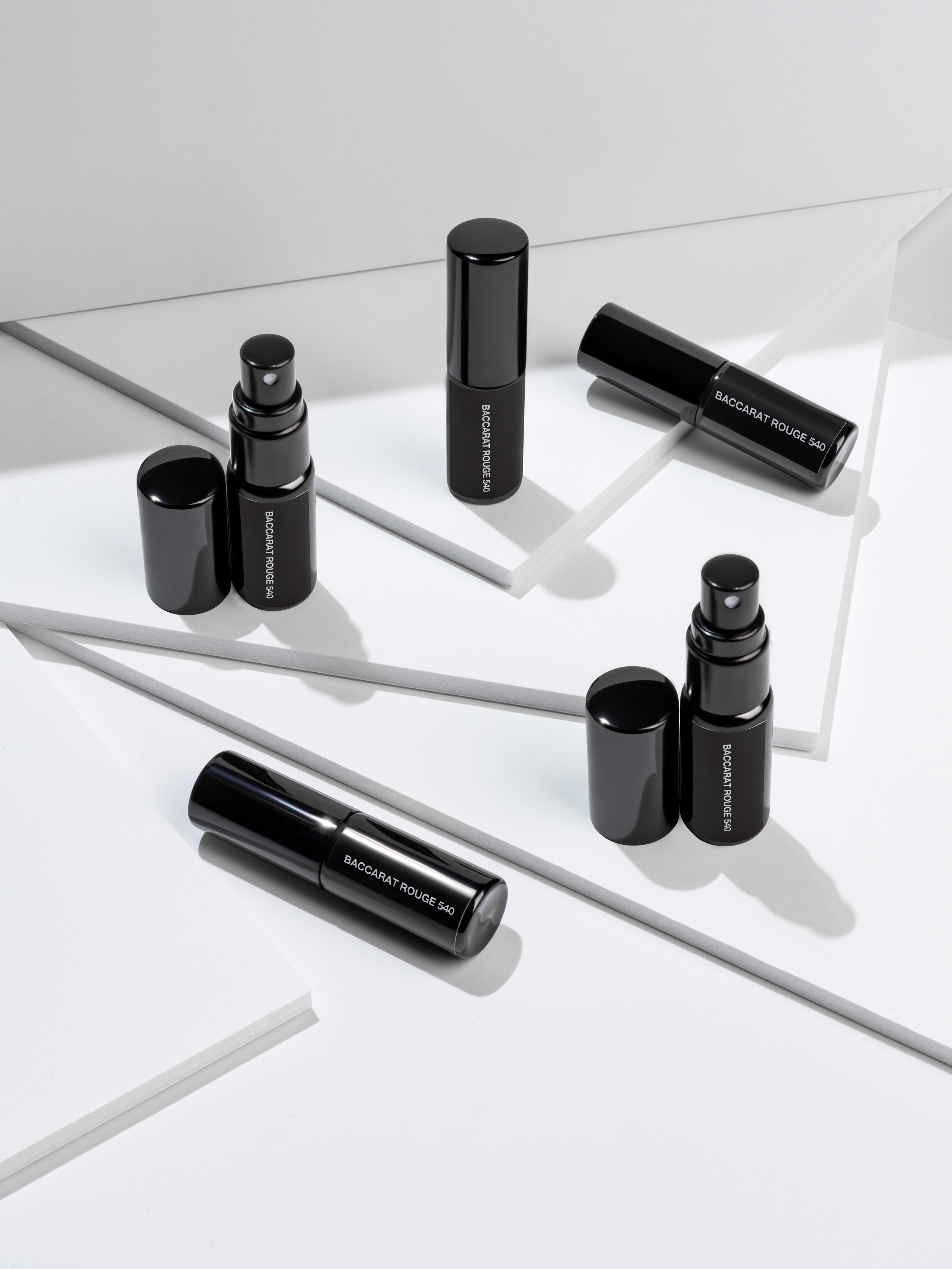 ДУХИ. Предметная фотосъемка в г. Москва PREDMETKASTUDIO