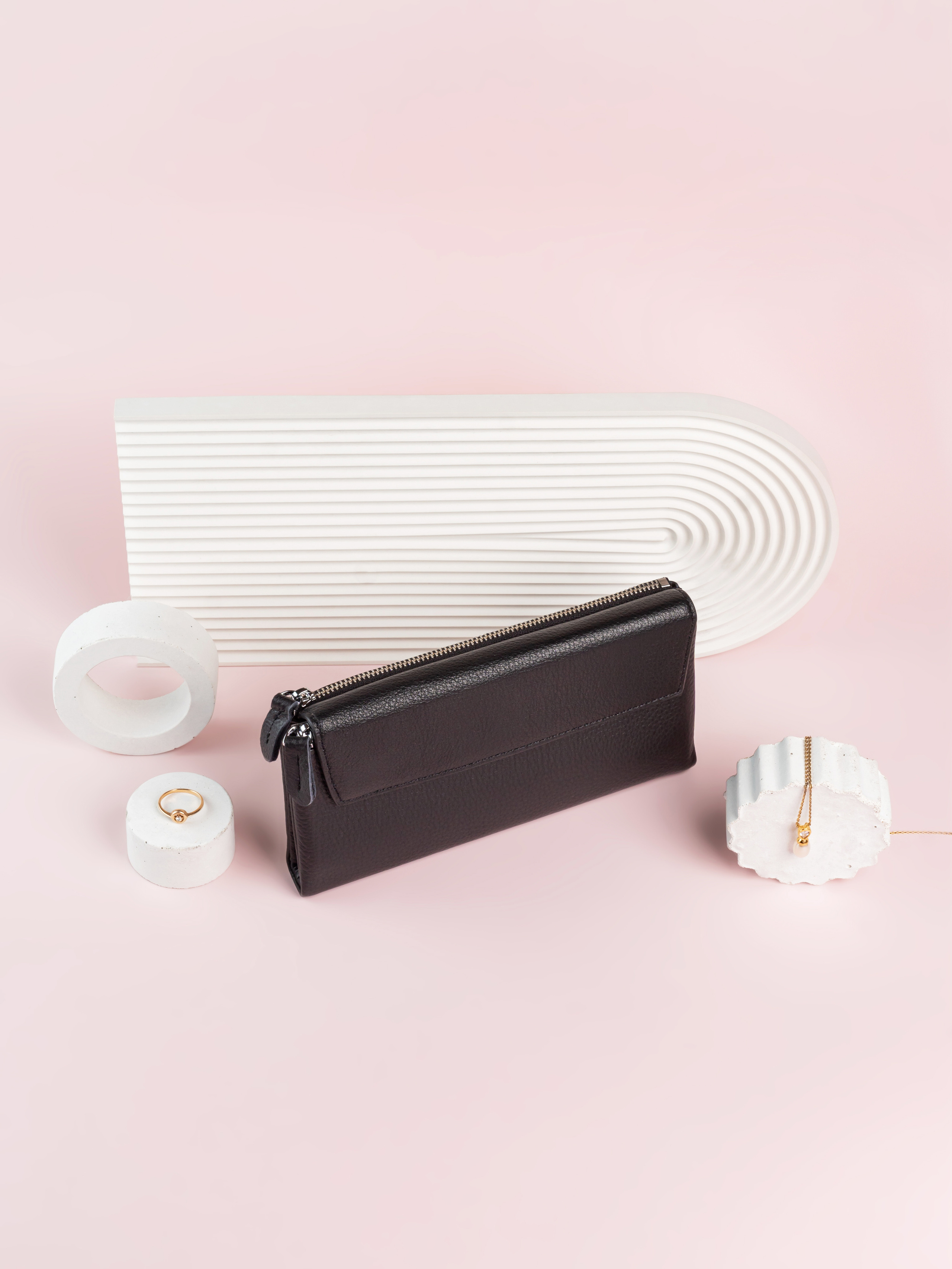 КОШЕЛЬКИ. Предметная фотосъемка в г. Москва PREDMETKASTUDIO