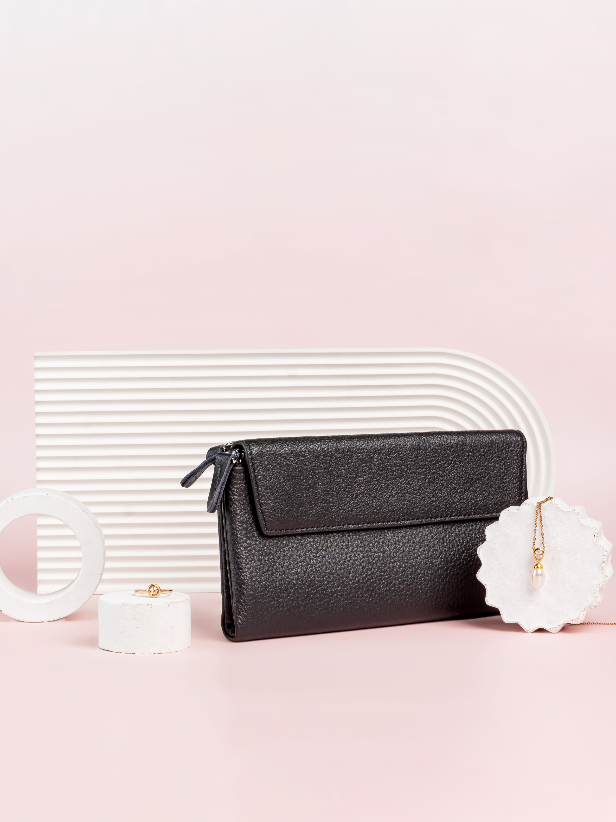 КОШЕЛЬКИ. Предметная фотосъемка в г. Москва PREDMETKASTUDIO