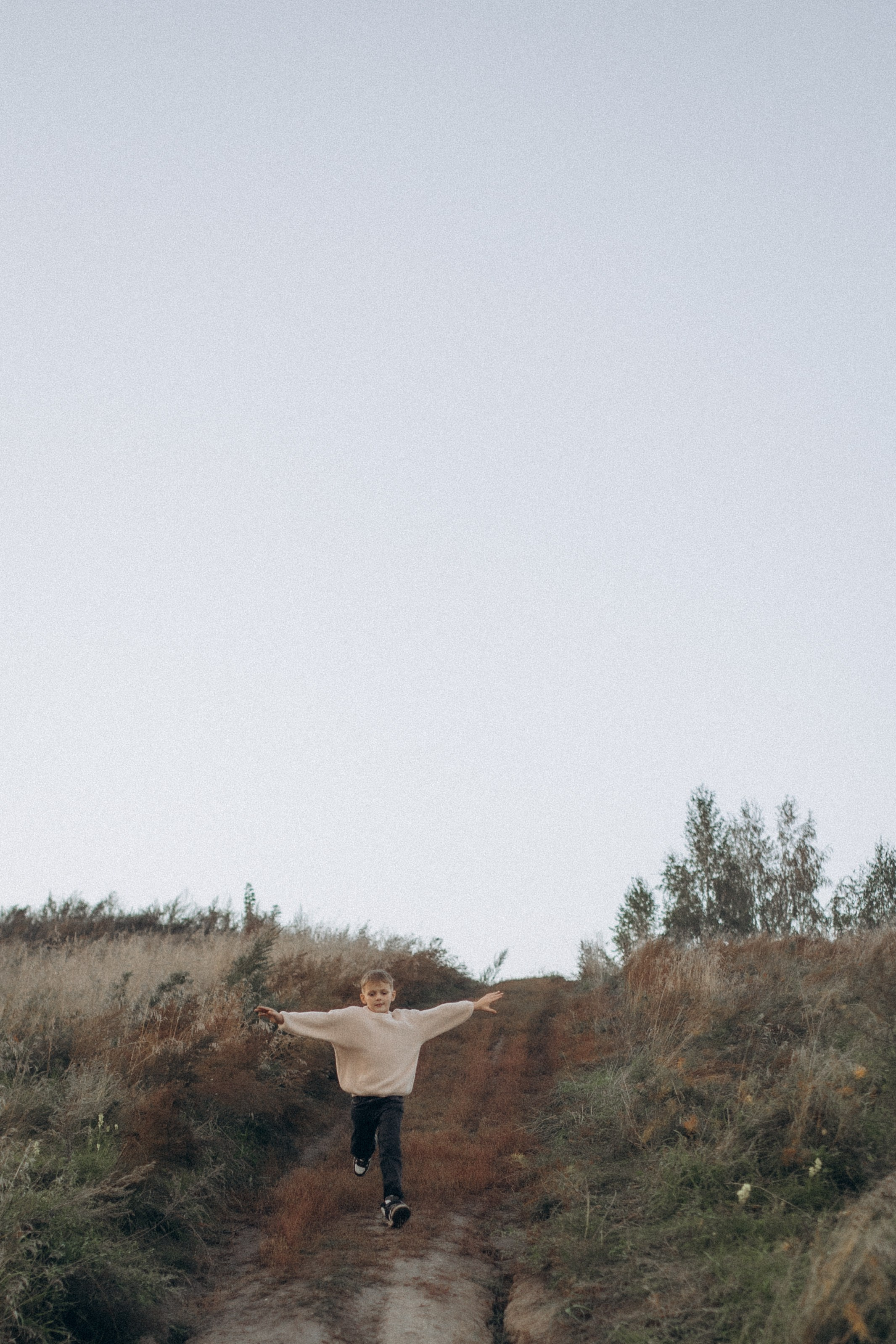 Альбина с сыновьями, сентябрь. Семейный фотограф lifestyle в Новосибирске Елена Шпилевая