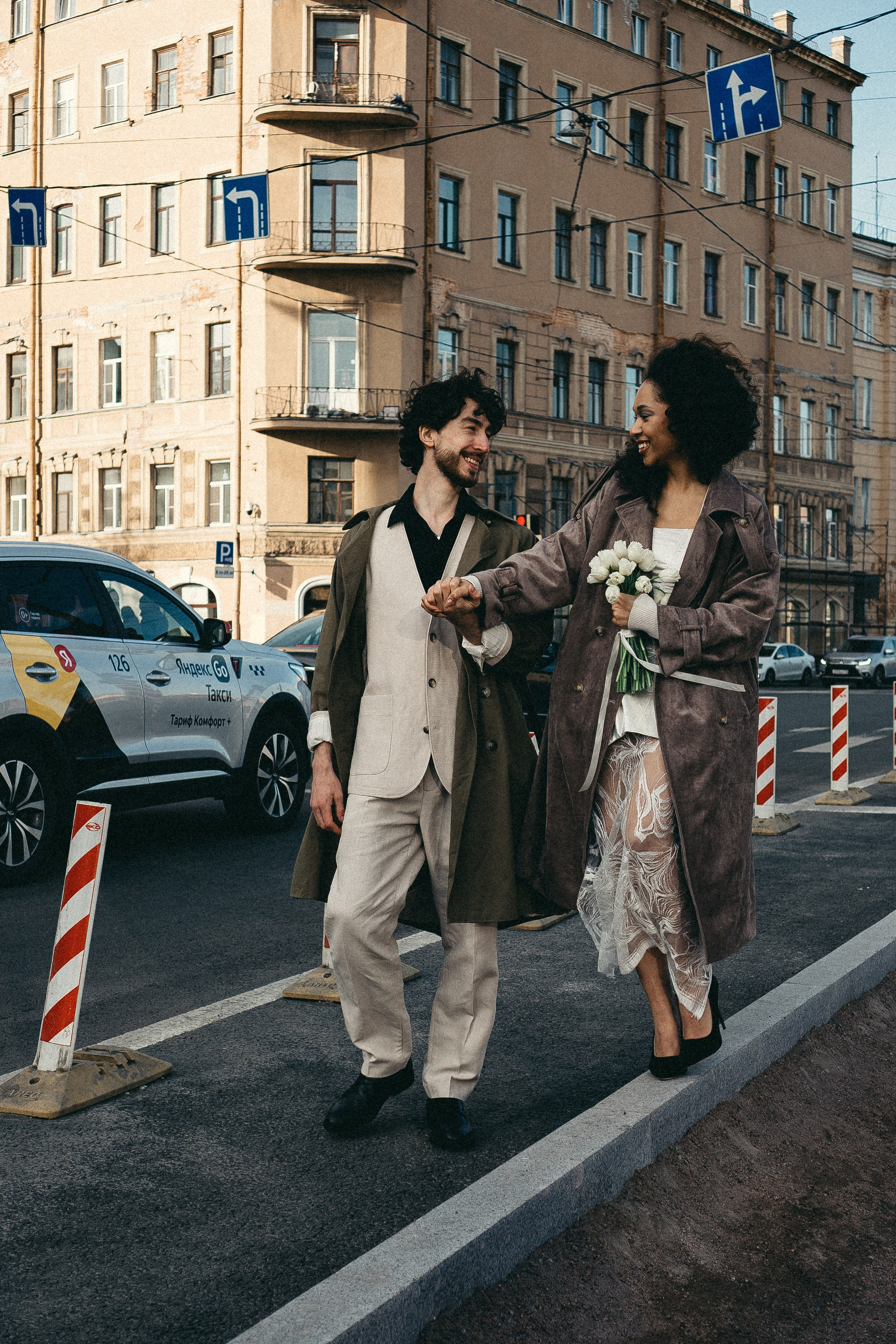 СВАДЕБНАЯ ПРОГУЛКА ПО ПЕТРОГРАДКЕ ВЕСНОЙ. СВАДЕБНАЯ ФОТОСЕССИИЯ НА ПЕТРОГРАДКЕ. Профессиональный фотограф, Санкт-Петербург — Виктория Богомолова