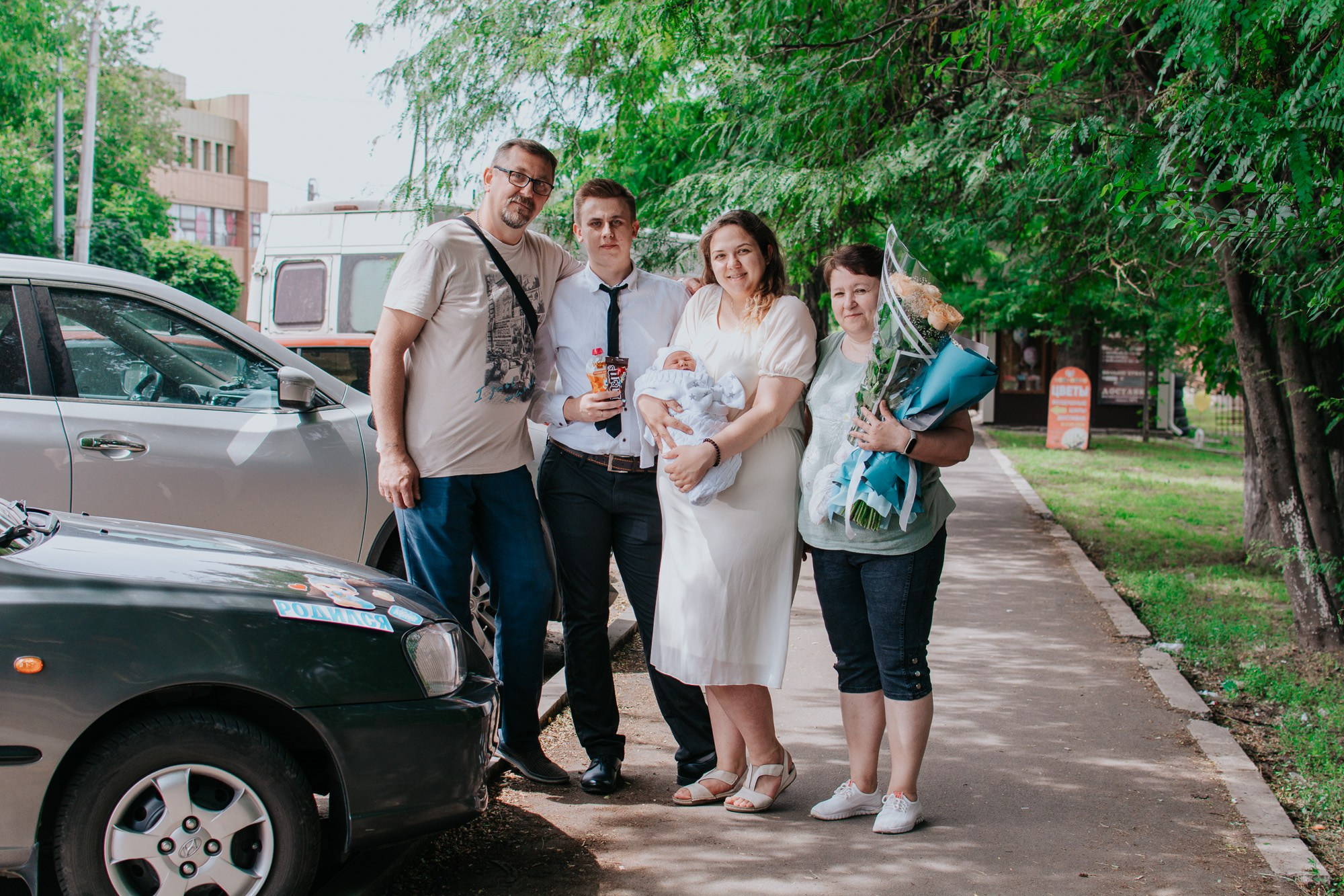 Выписка из роддома. Фотограф Ростов-на-Дону | фототерапевт