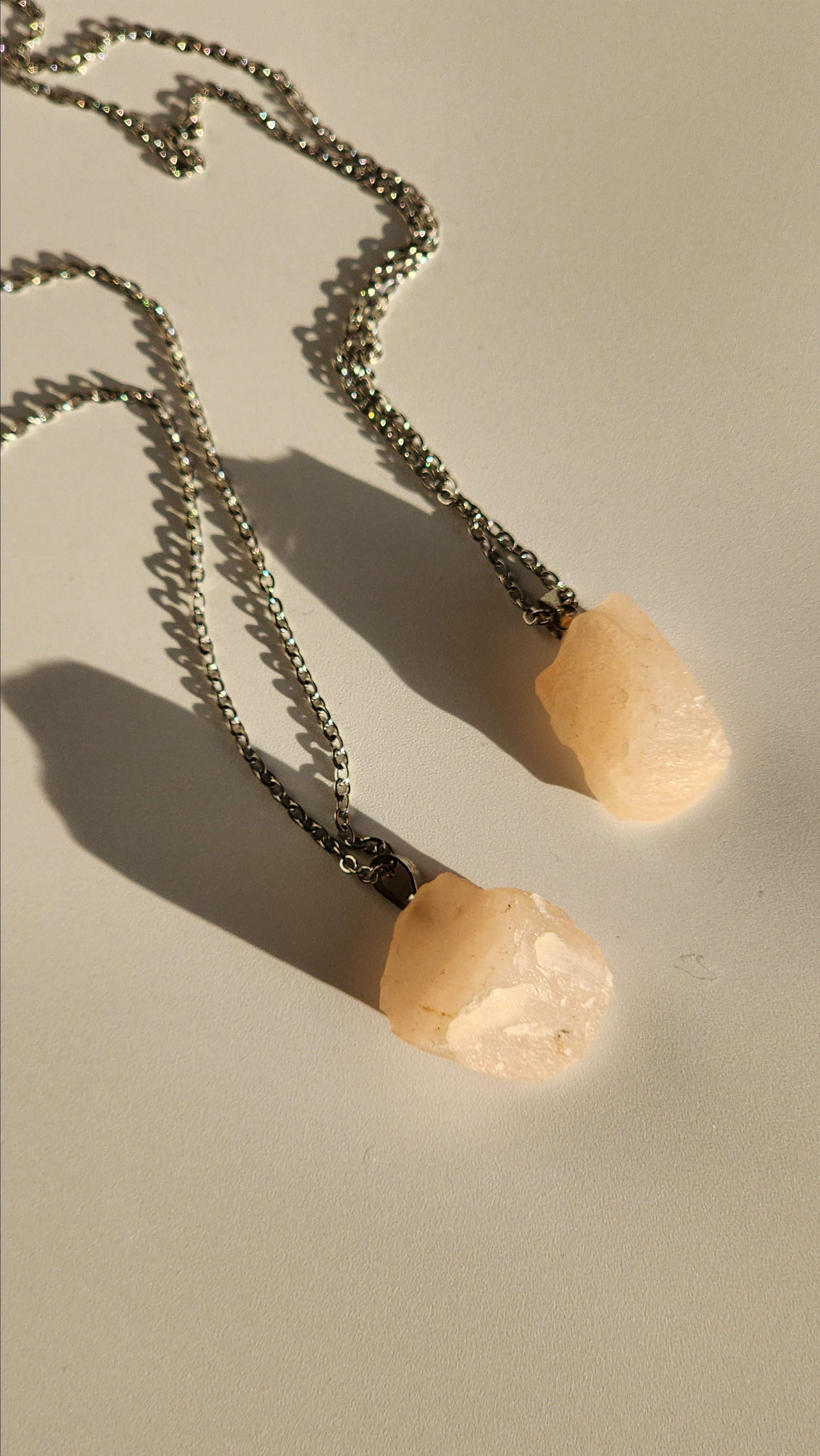 Изделия из гипса и соевые свечи ручной работы