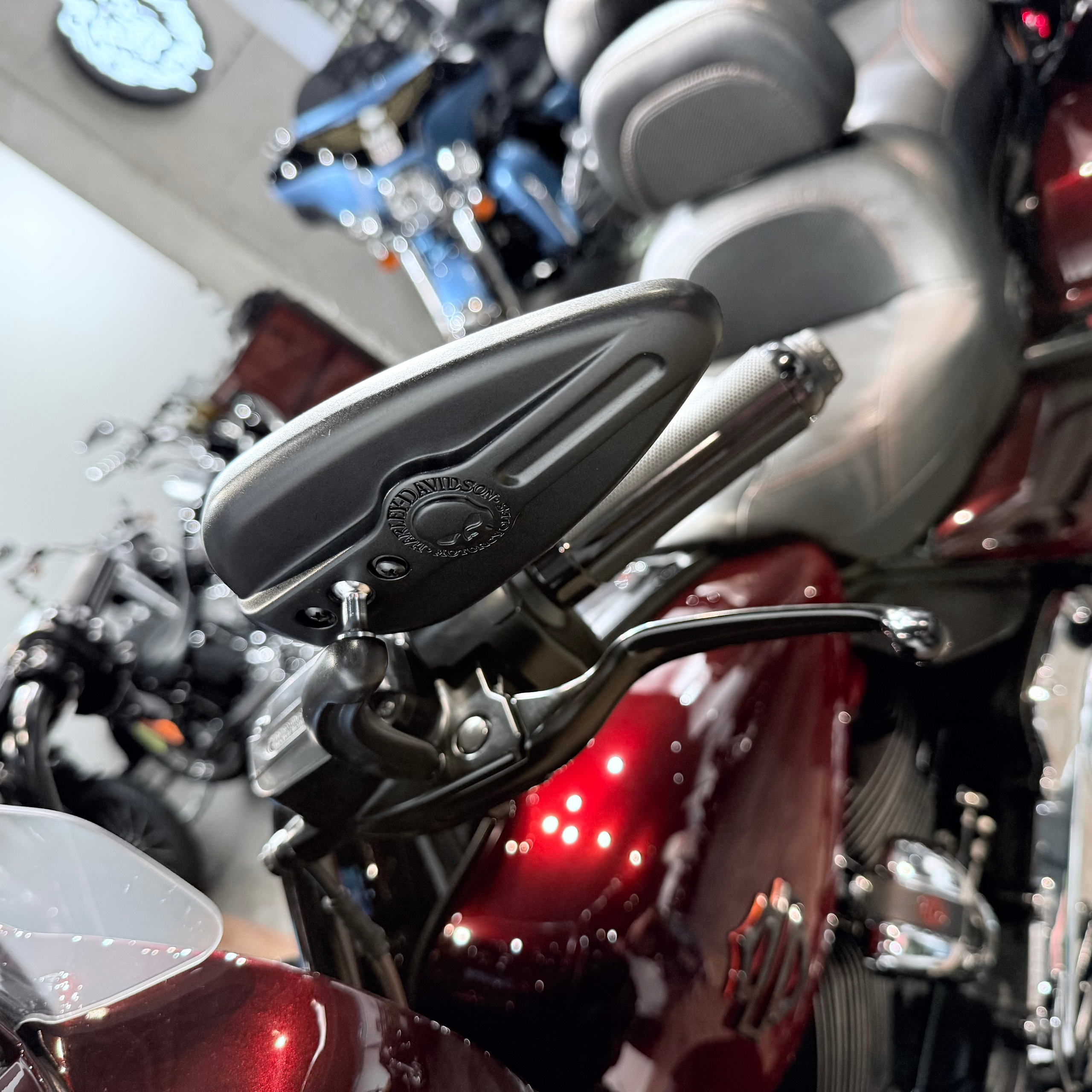 2017 Street Glide Sресiаl 107 Purple Сhоkоlatе. Hello Davidson, Москва. Только хорошие мотоциклы…