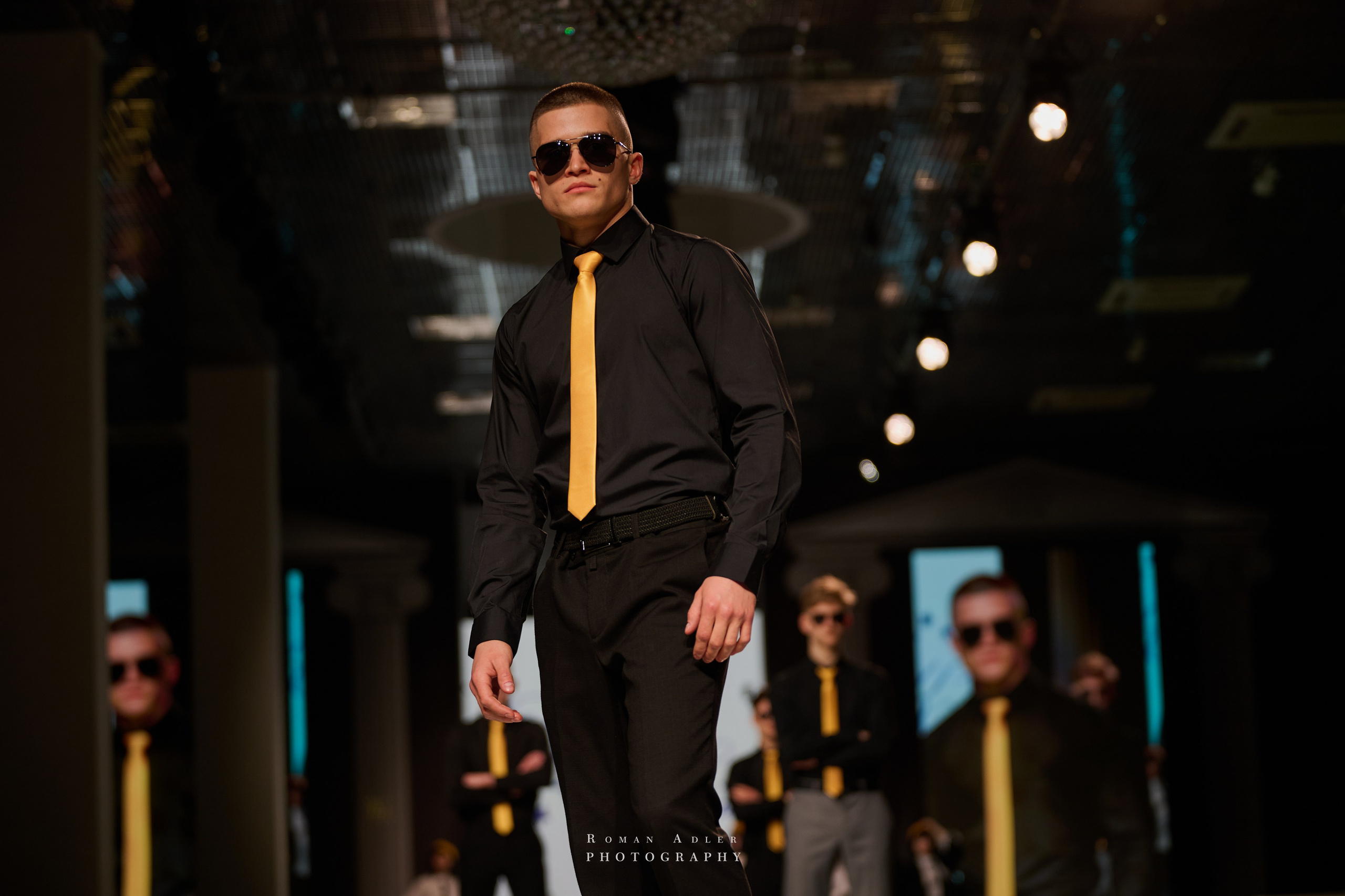 ESTET FASHION WEEK ВЕСНА — 2025. Фотограф Роман Адлер