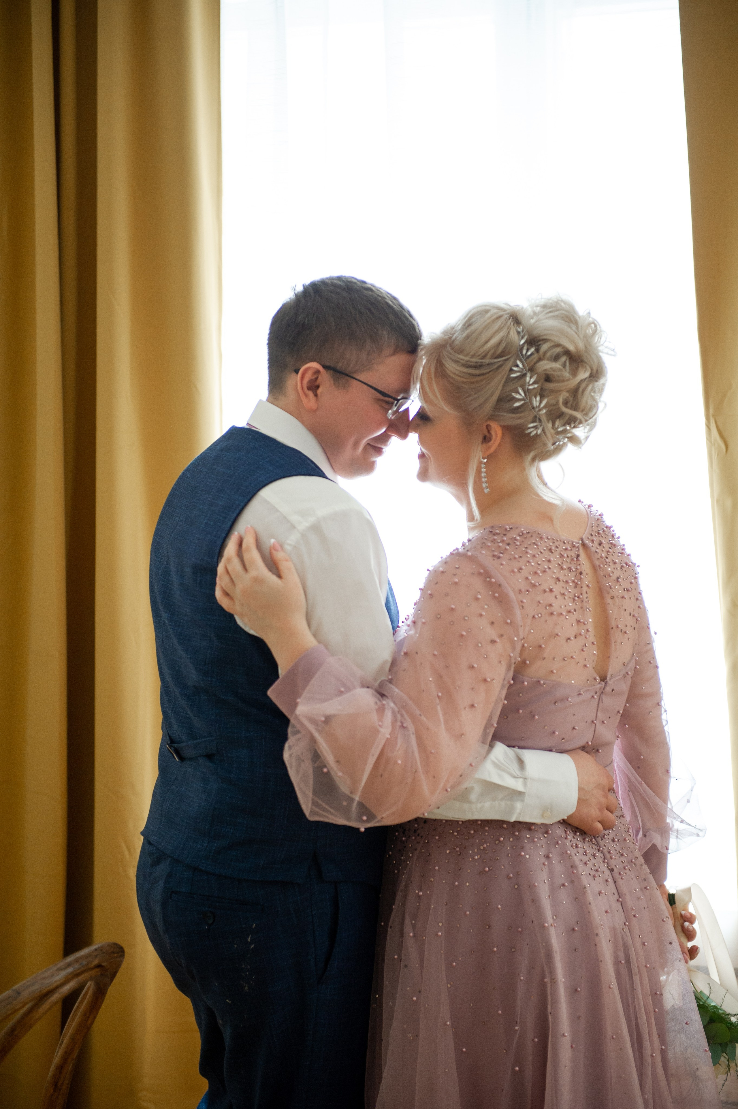 Илья и Елена. Семейный и женский фотограф, контент фотосессия в Екатеринбурге