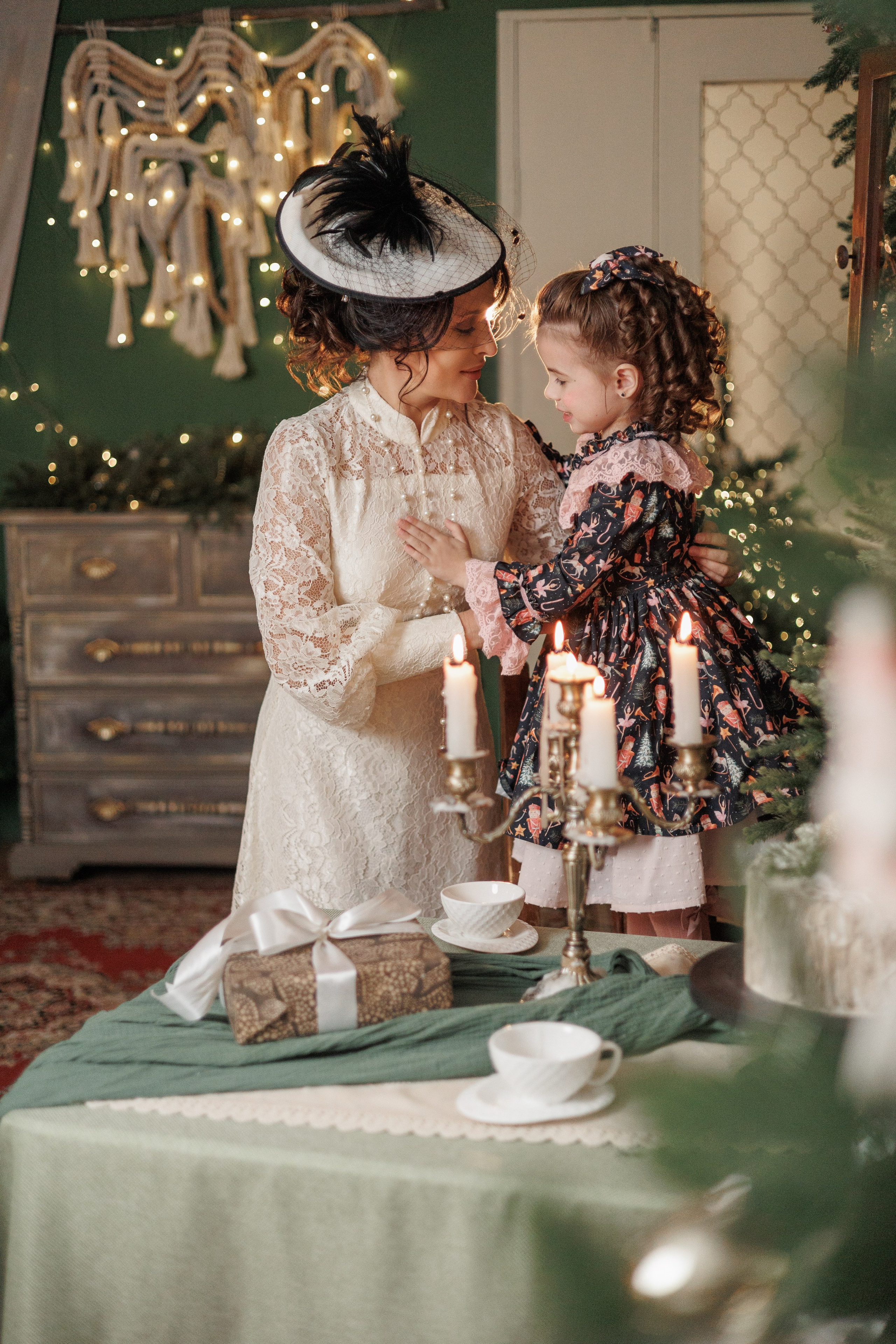 Мама и дочка. Фотограф Мальнева Юлия в Липецке, в Москве. Фотостудия MARU в Липецке