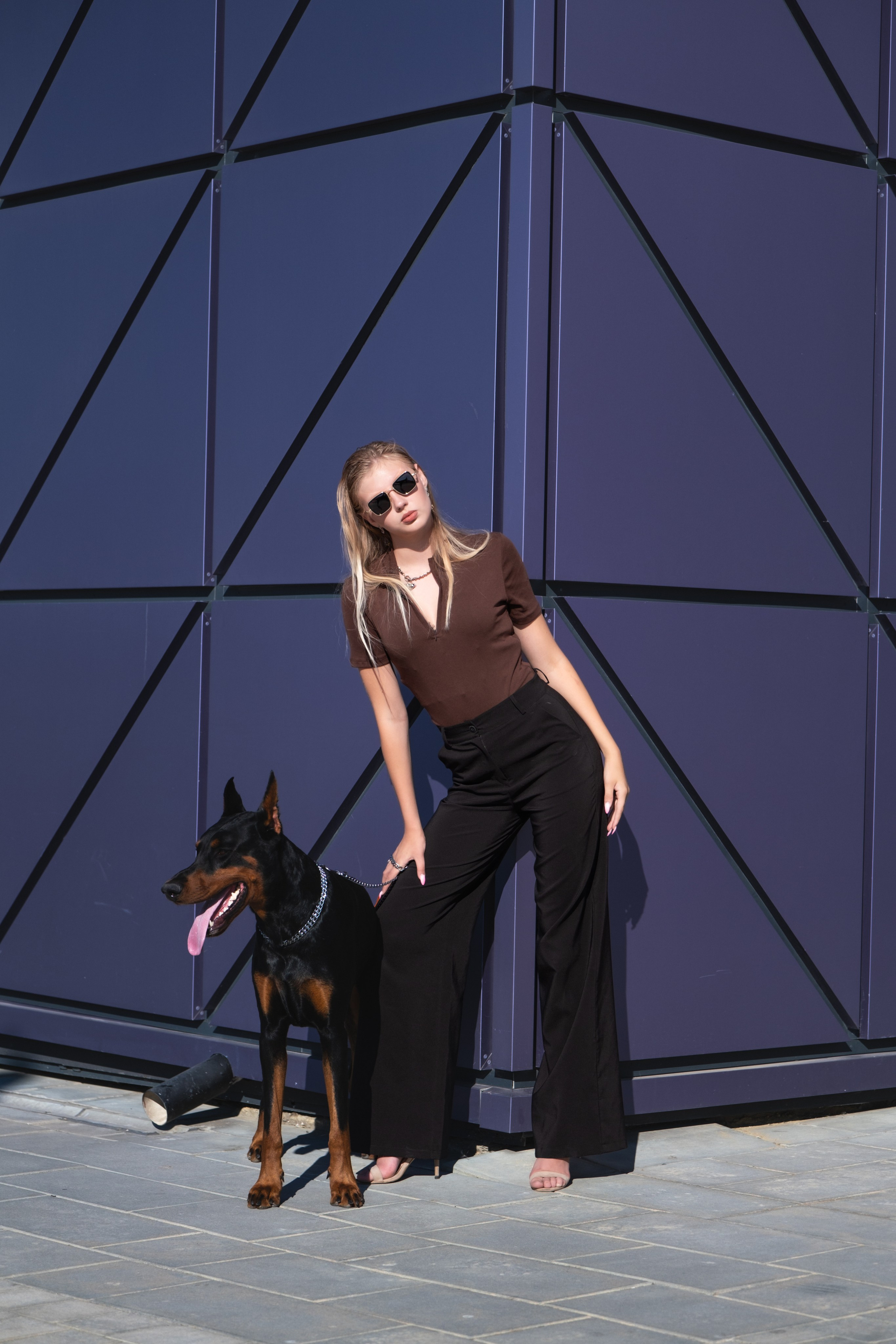 Фотосессия с Доберманом. Профессиональная фотосъемка в Крыму. Натуральные эмоции и живые кадры. Забронируйте дату прямо сейчас!