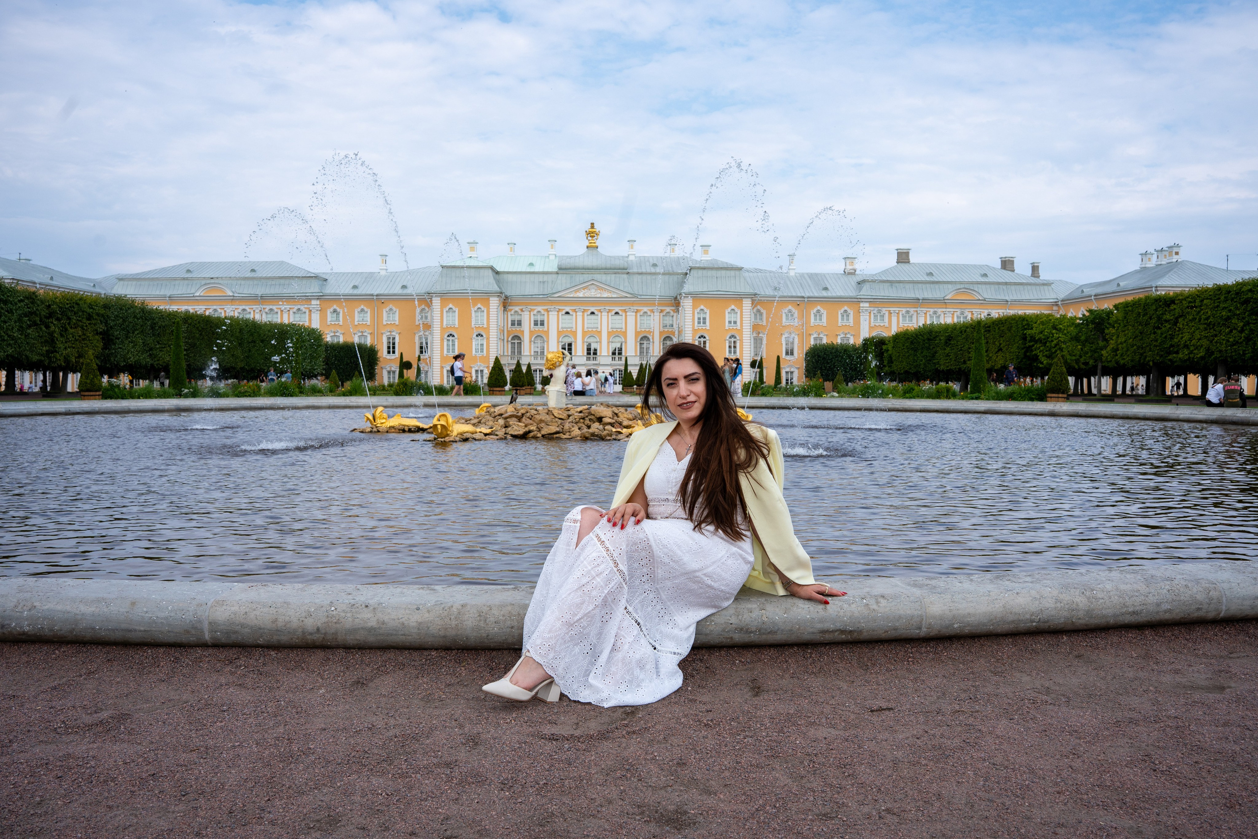 Фотосессия в Петергофе. Студийный и портретный фотограф в САНКТ-ПЕТЕРБУРГЕИрина Махаон