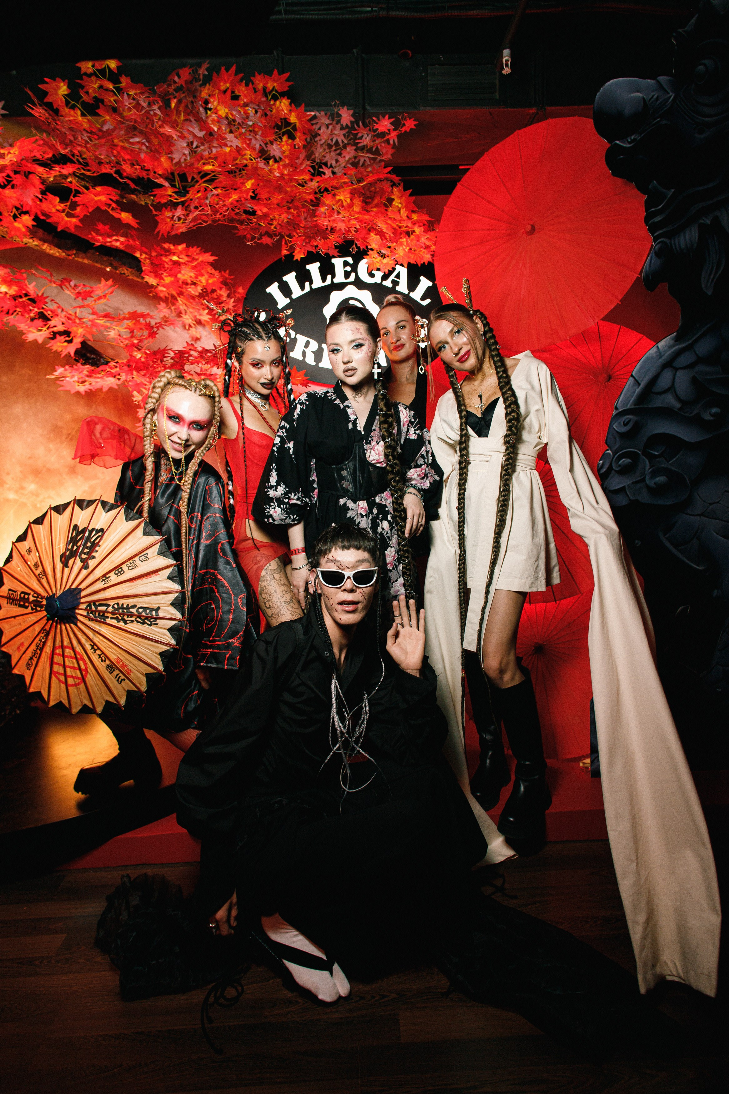 ILLEGAL FRIENDS | ASIA. СВОИ. ФОТООТЧЕТЫ-СОБЫТИЯ-МЕСТА