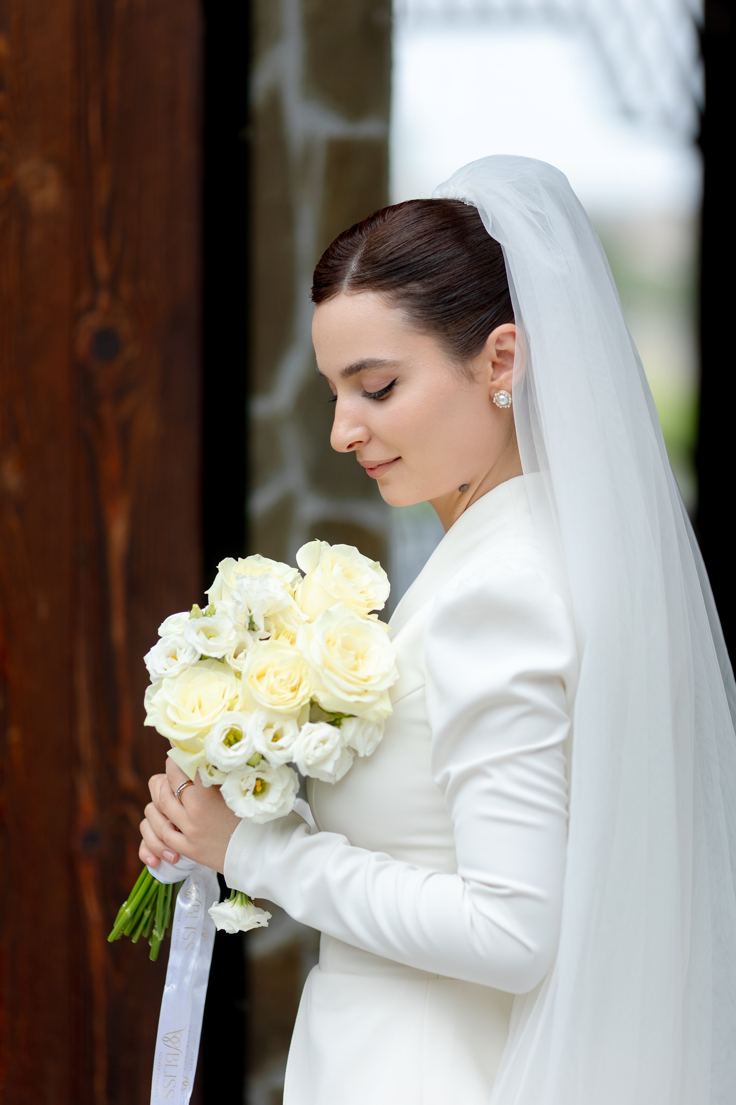 Zura. Главная