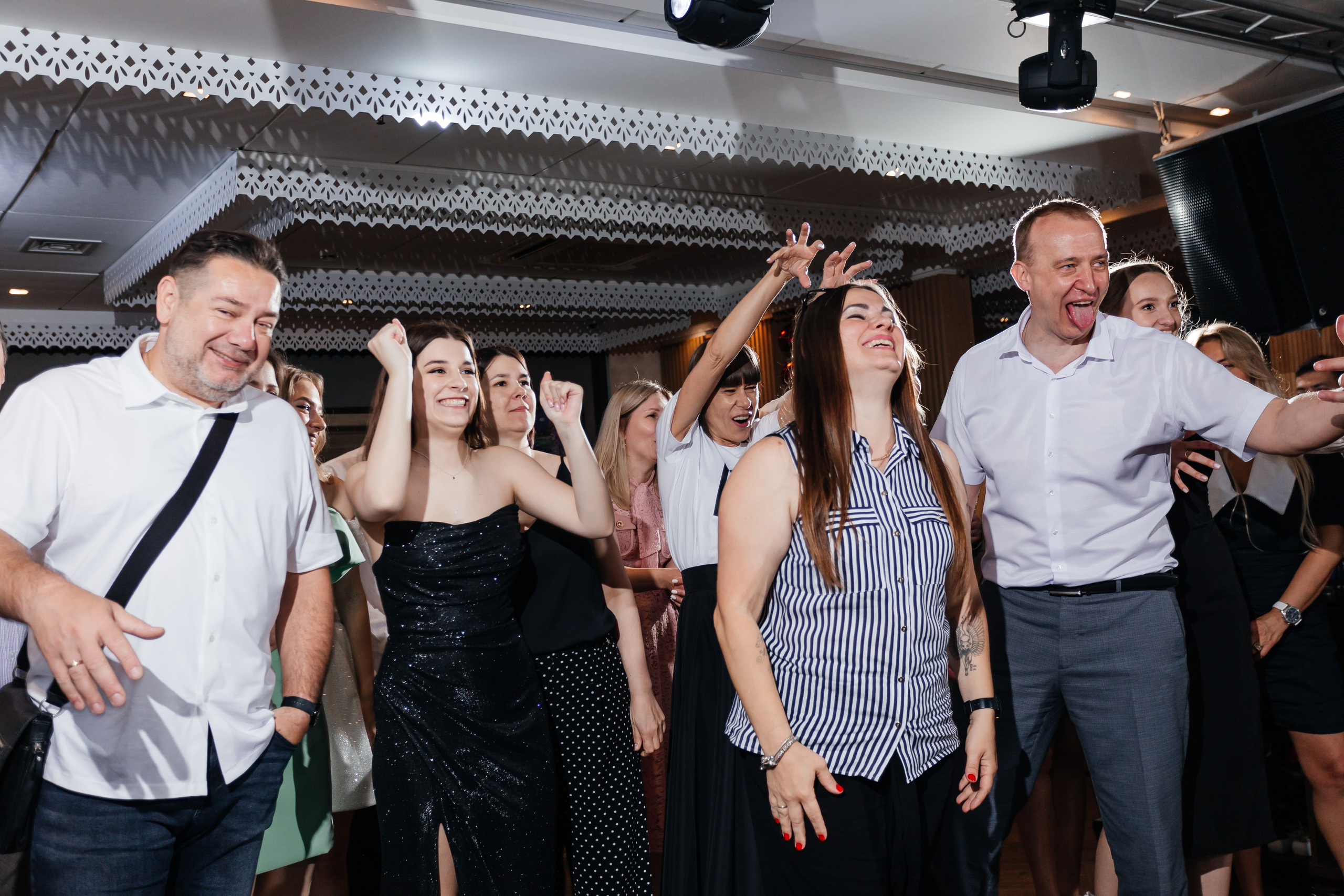 Выпускной 11 «А». Школа № 42. Свадебный фотограф в Краснодаре Николай Крауз