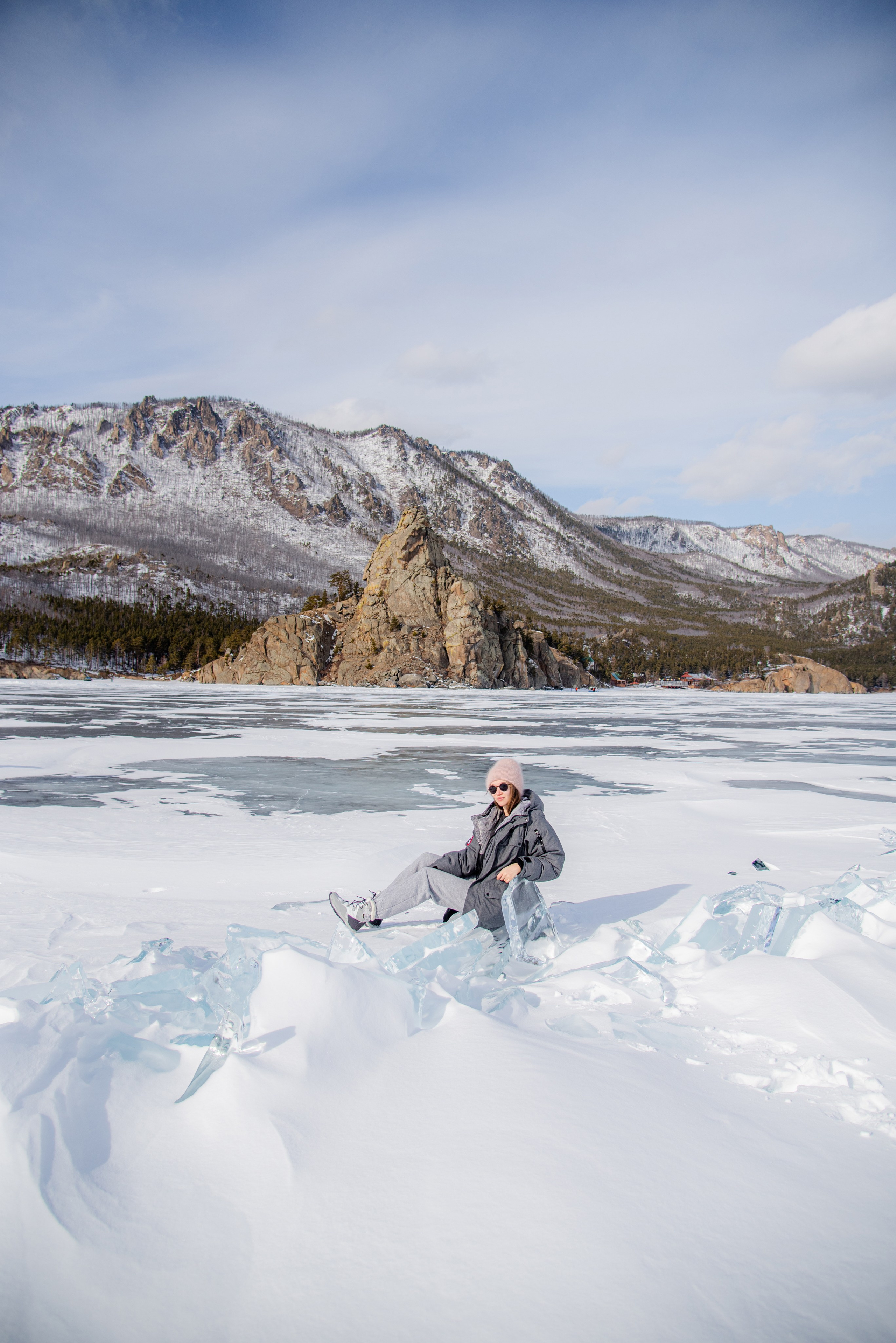 Большое Голоустное. Байкал. Занимаюсь профессиональной фотографией и живу рядом с Байкалом. Работаю в разных жанрах