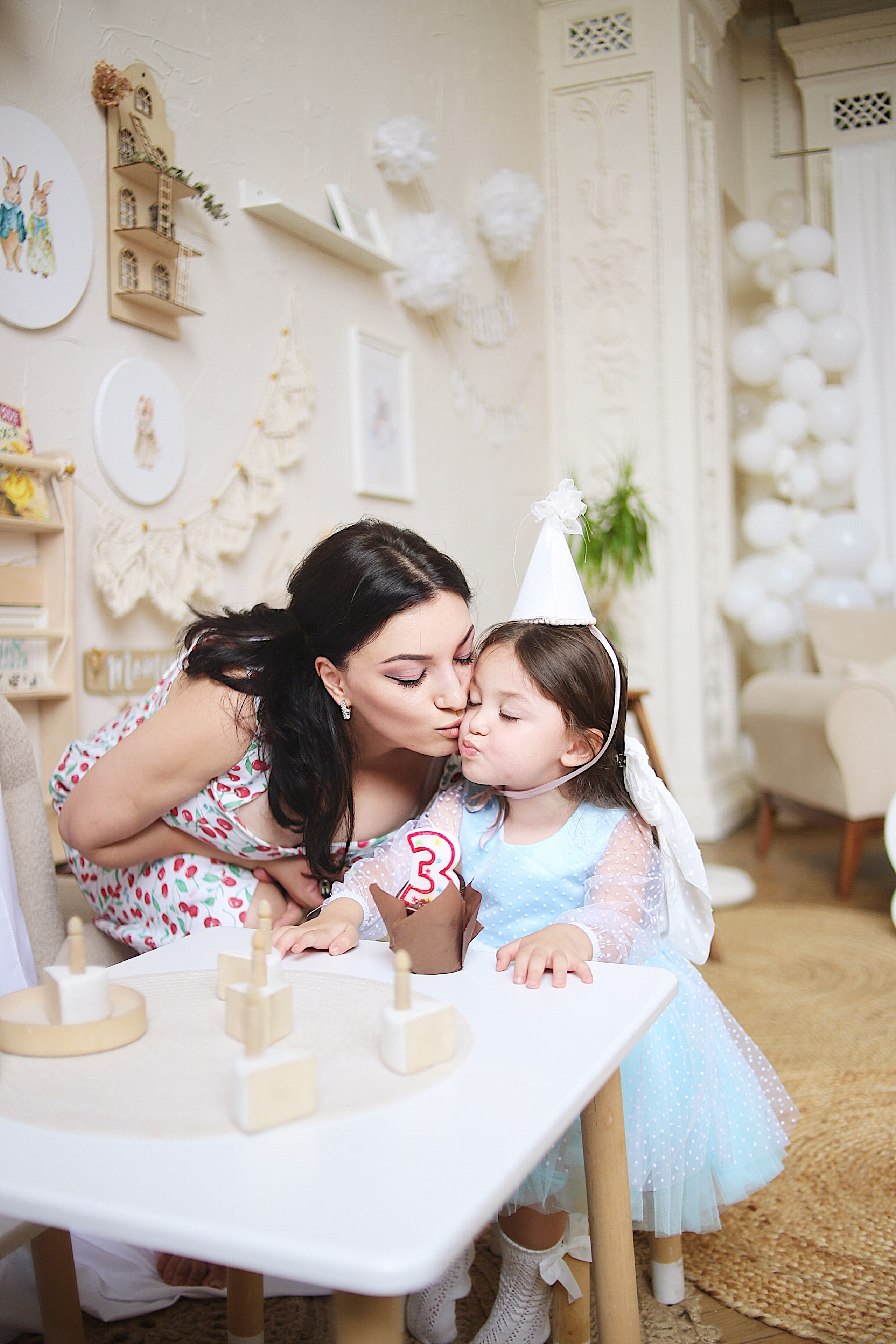 София 3 года. Фотограф Пирумян Анна. г. Сургут, г. Воронеж