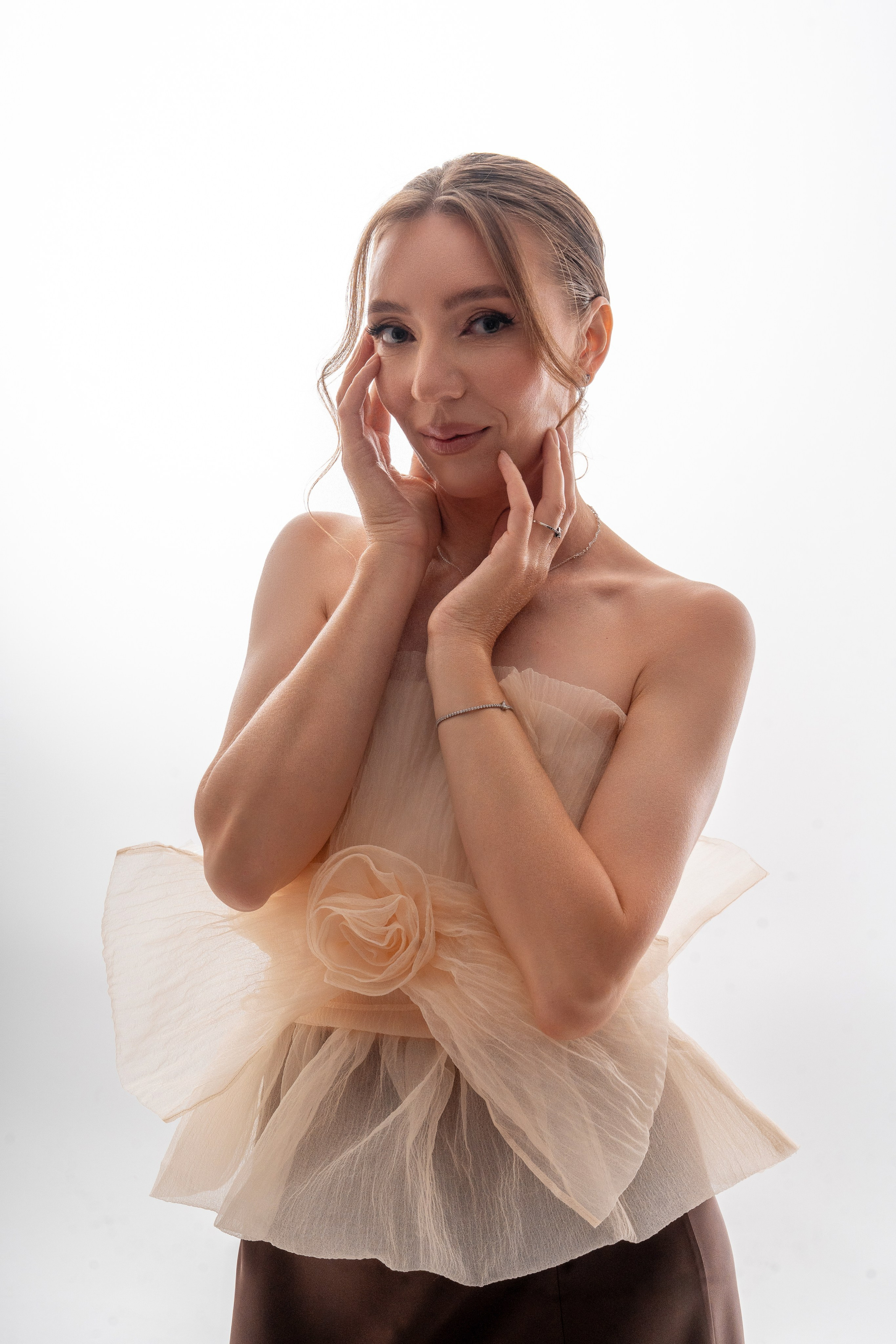 Женские в студии. Семейный и детский фотограф в Селенгинске Екатерина Чупрова