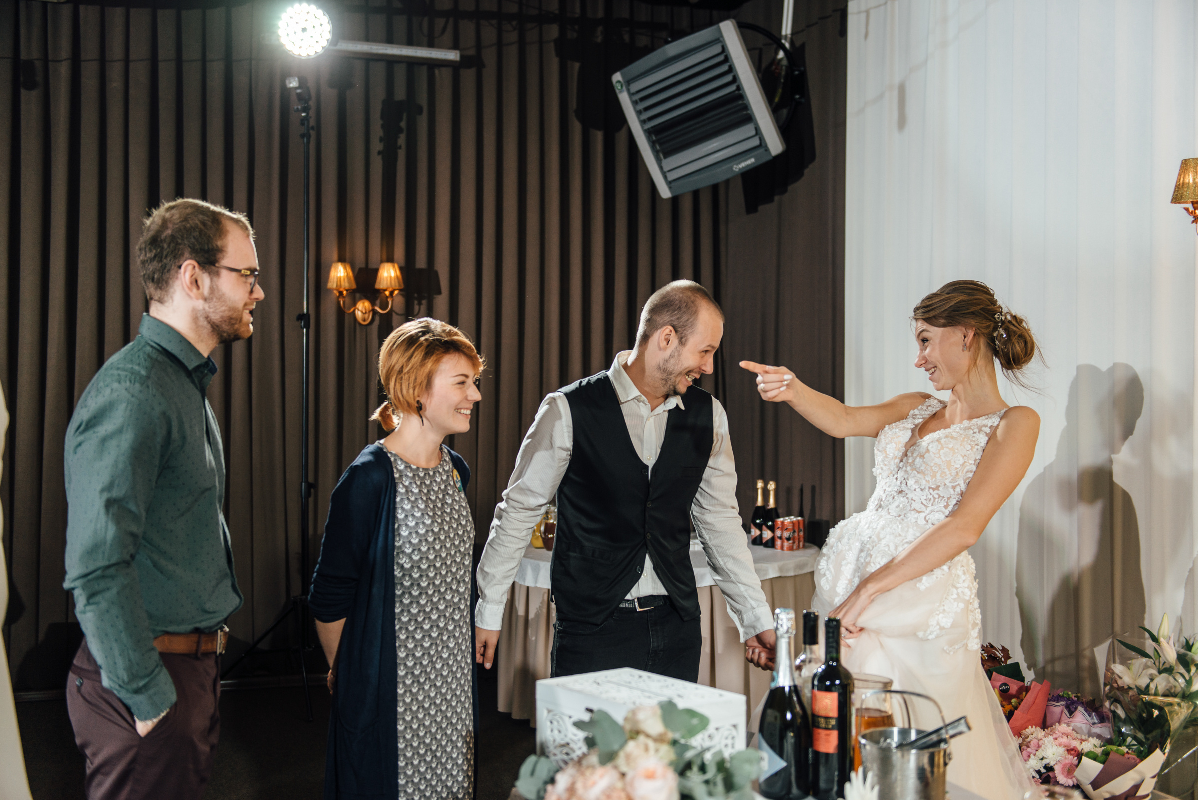 Свадебная фотосессия в Павловском дворце и парке. Свадебный фотограф в Санкт-Петербурге Венера Ахметова
