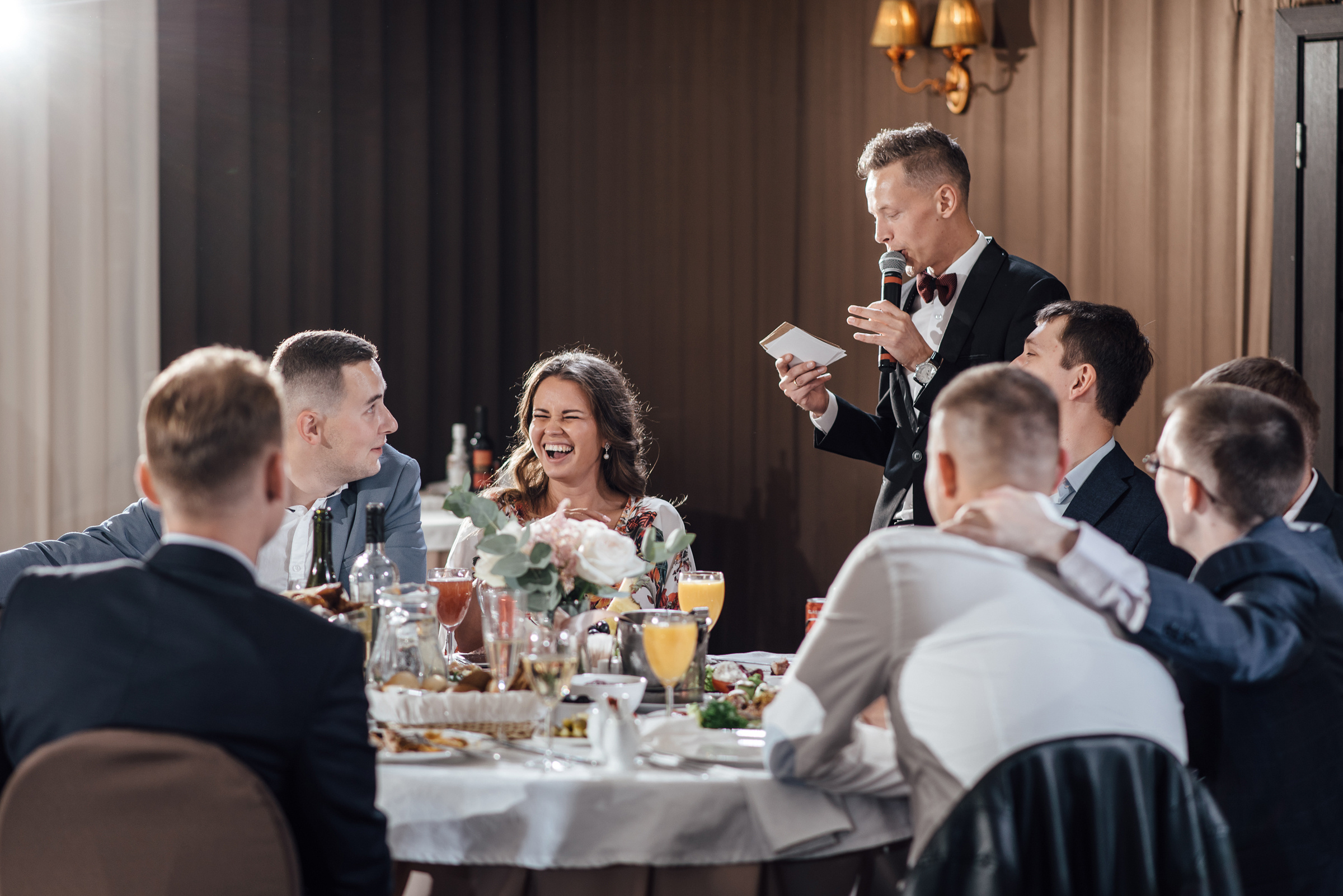 Свадебная фотосессия в Павловском дворце и парке. Свадебный фотограф в Санкт-Петербурге Венера Ахметова