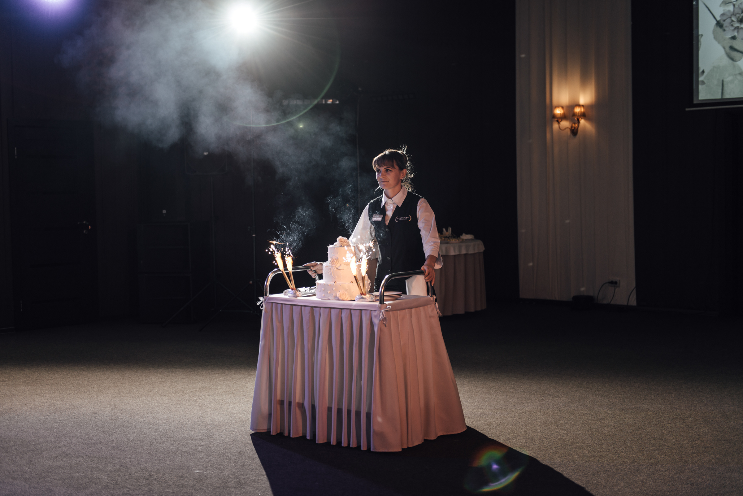 Свадебная фотосессия в Павловском дворце и парке. Свадебный фотограф в Санкт-Петербурге Венера Ахметова