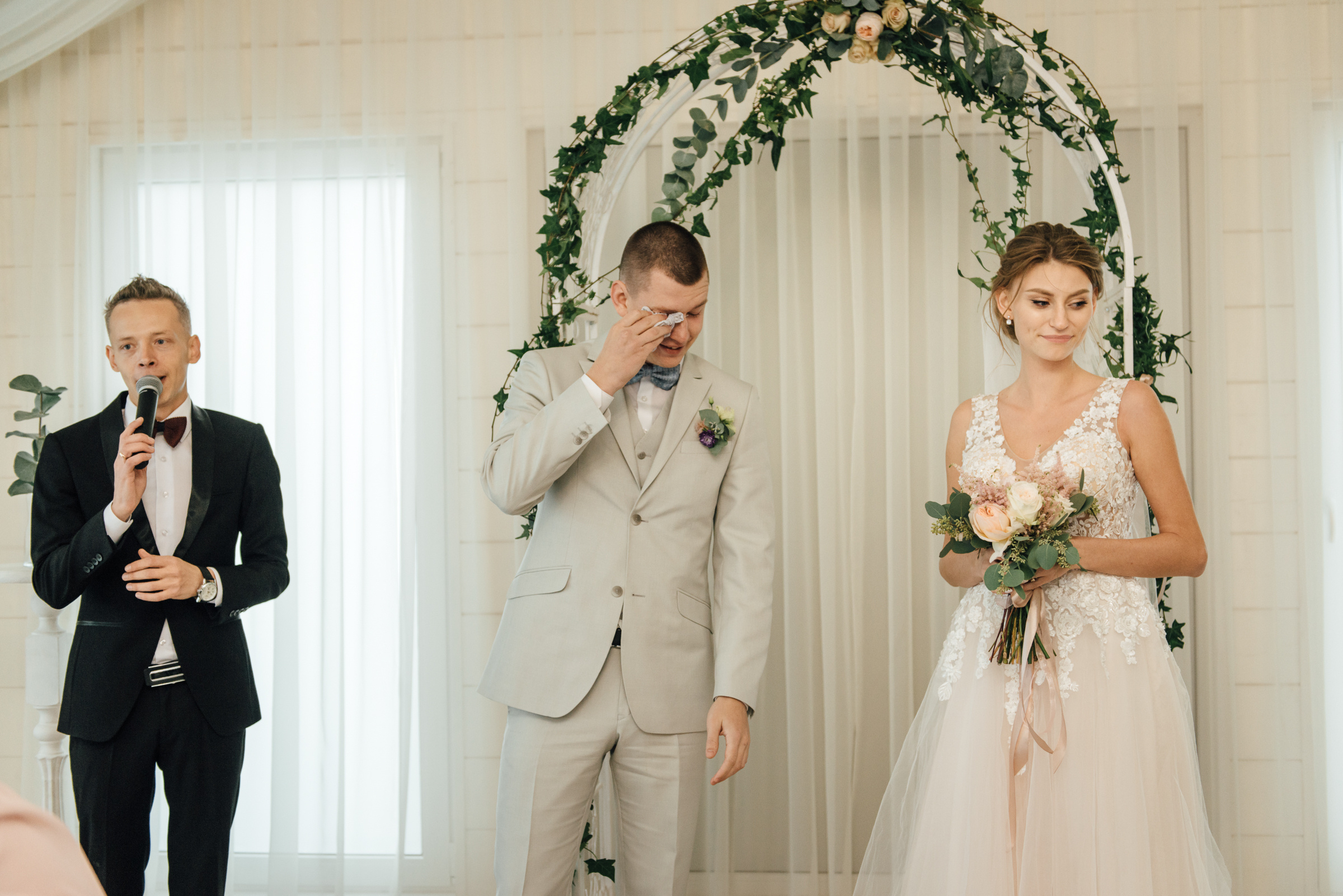 Свадебная фотосессия в Павловском дворце и парке. Свадебный фотограф в Санкт-Петербурге Венера Ахметова