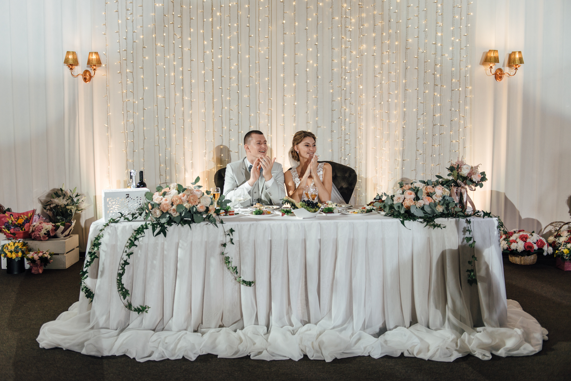 Свадебная фотосессия в Павловском дворце и парке. Свадебный фотограф в Санкт-Петербурге Венера Ахметова