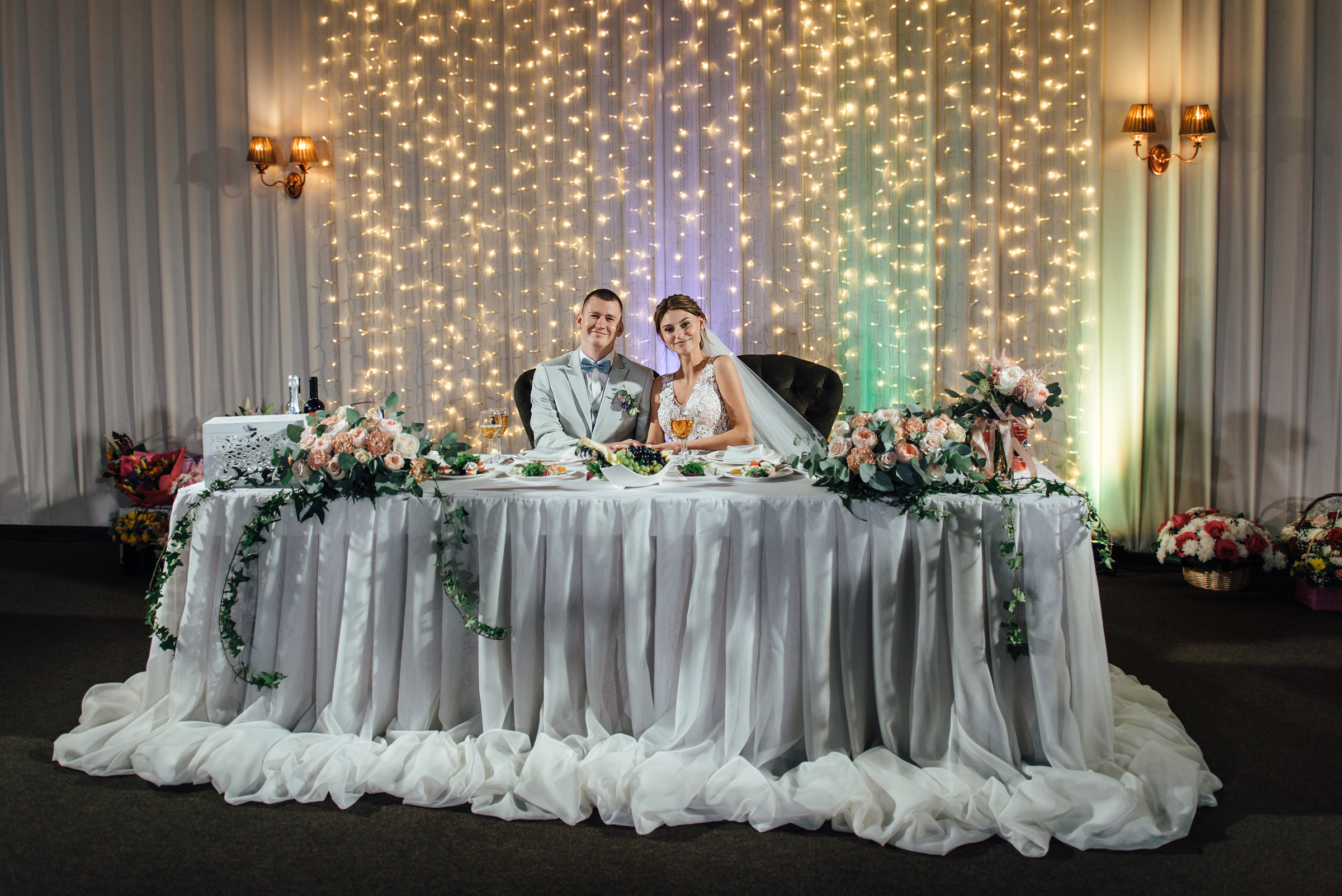 Свадебная фотосессия в Павловском дворце и парке. Свадебный фотограф в Санкт-Петербурге Венера Ахметова