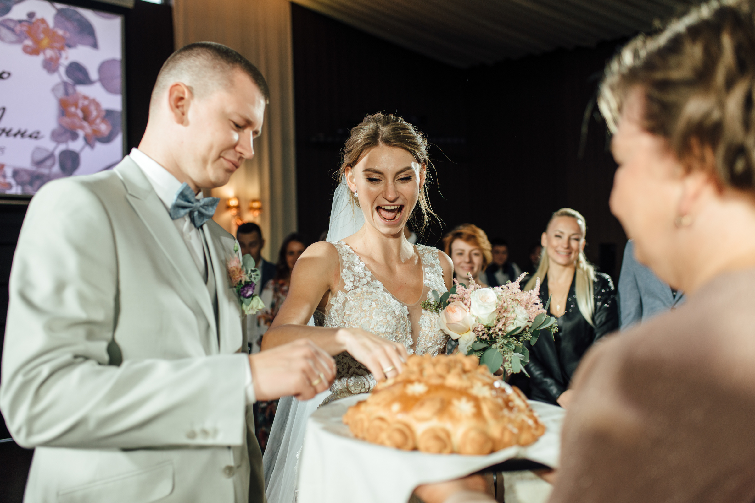 Свадебная фотосессия в Павловском дворце и парке. Свадебный фотограф в Санкт-Петербурге Венера Ахметова