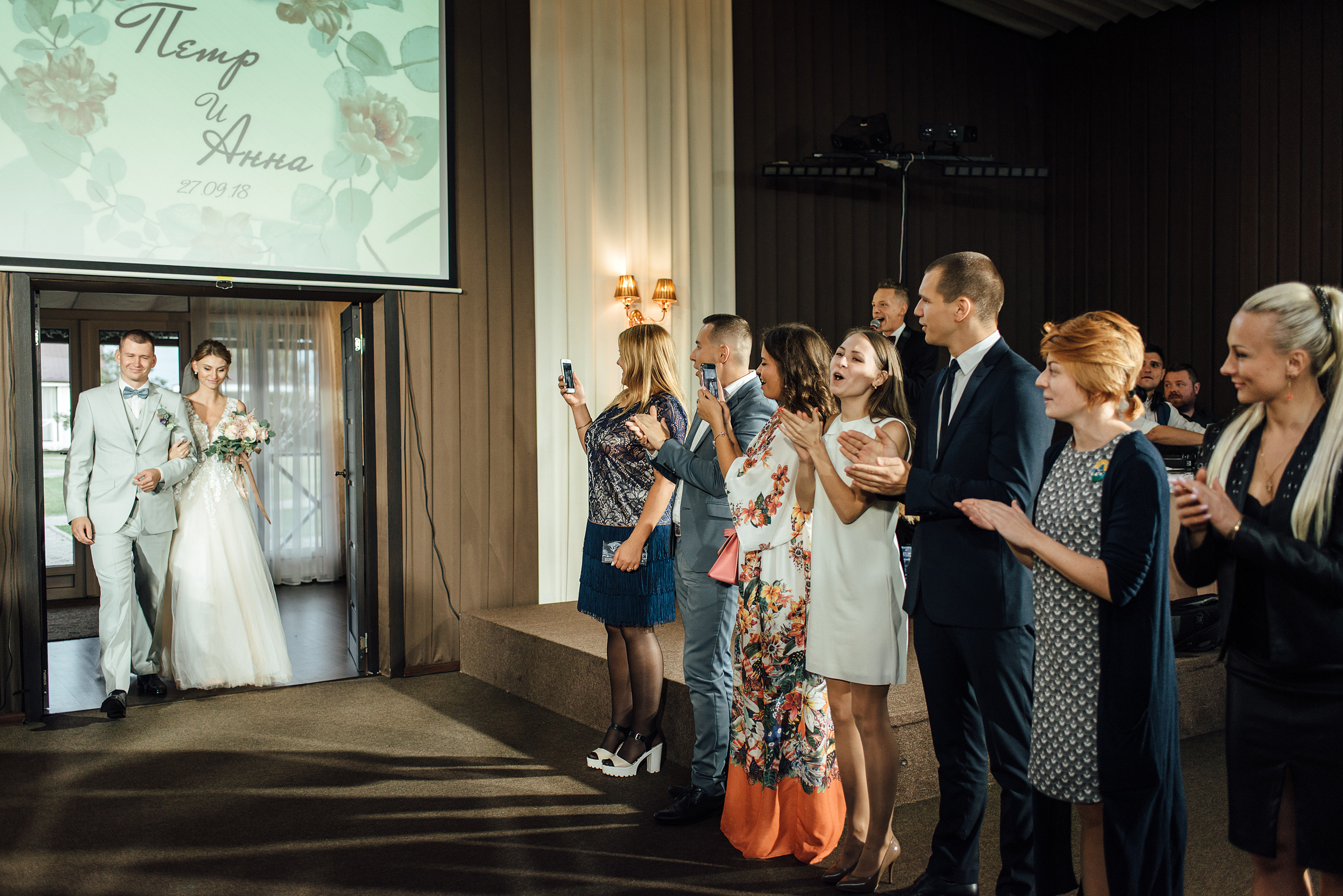 Свадебная фотосессия в Павловском дворце и парке. Свадебный фотограф в Санкт-Петербурге Венера Ахметова