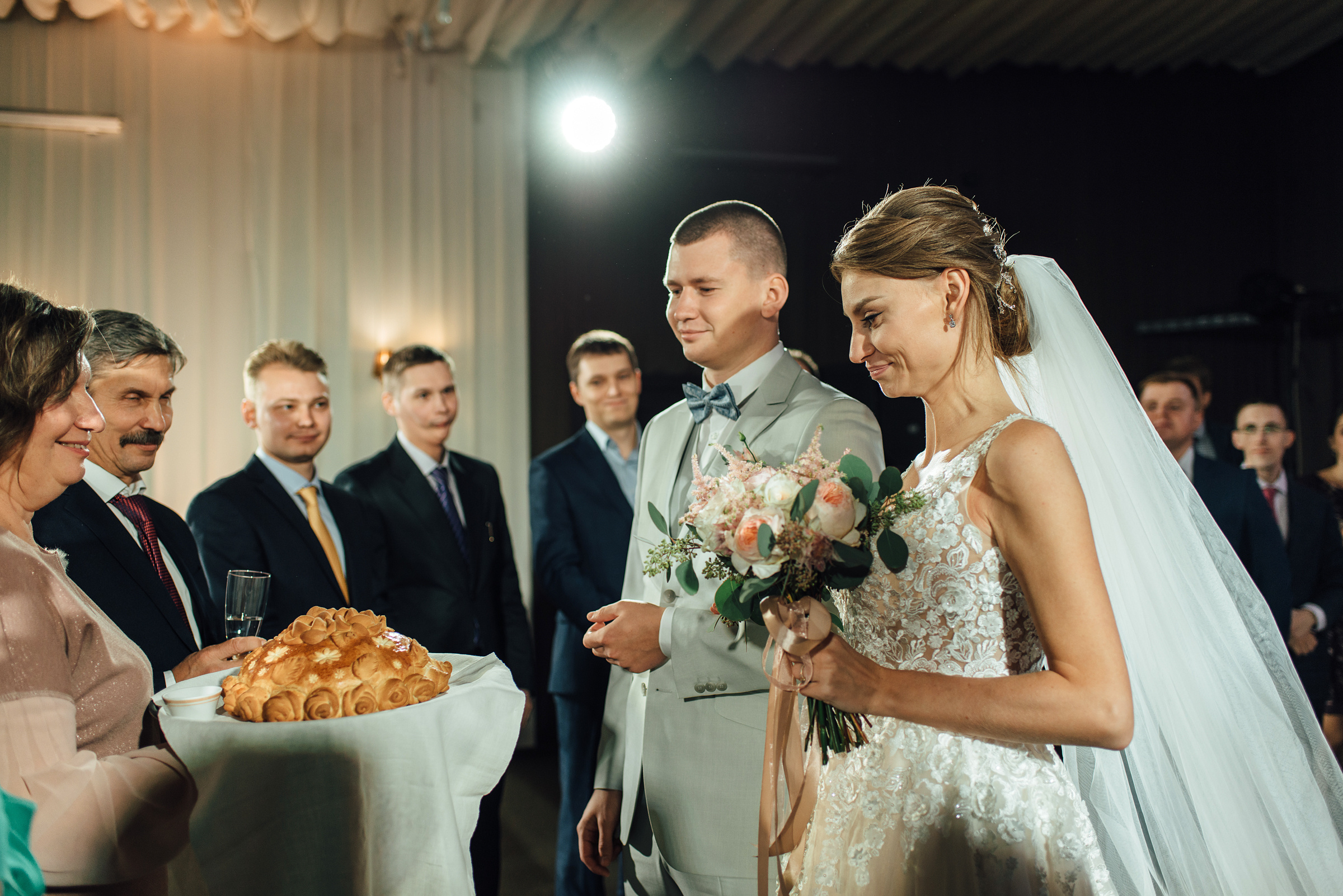 Свадебная фотосессия в Павловском дворце и парке. Свадебный фотограф в Санкт-Петербурге Венера Ахметова