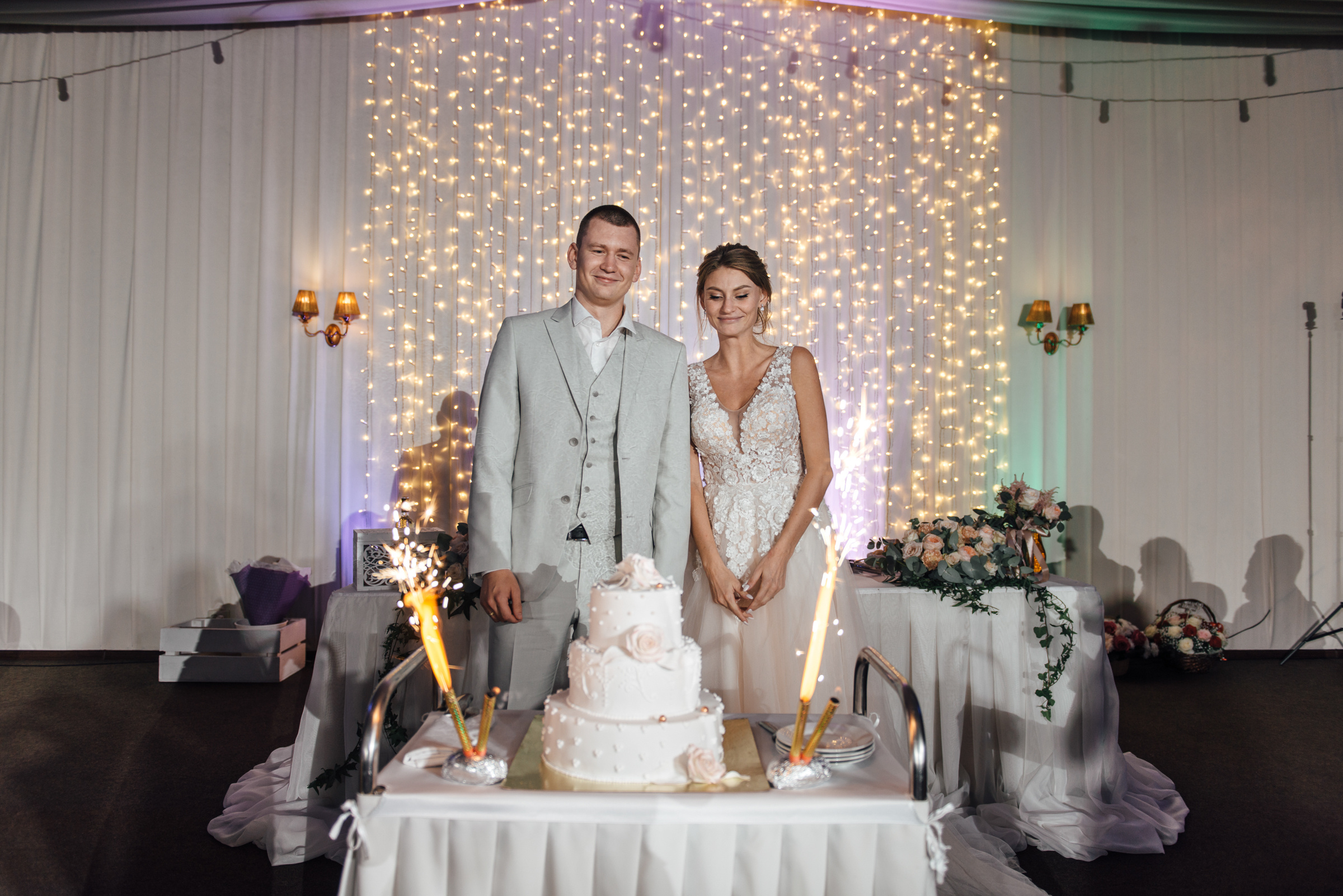 Свадебная фотосессия в Павловском дворце и парке. Свадебный фотограф в Санкт-Петербурге Венера Ахметова